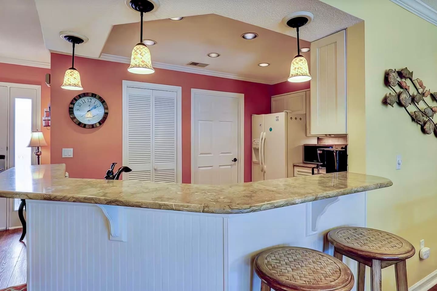 Breakfast bar with seating