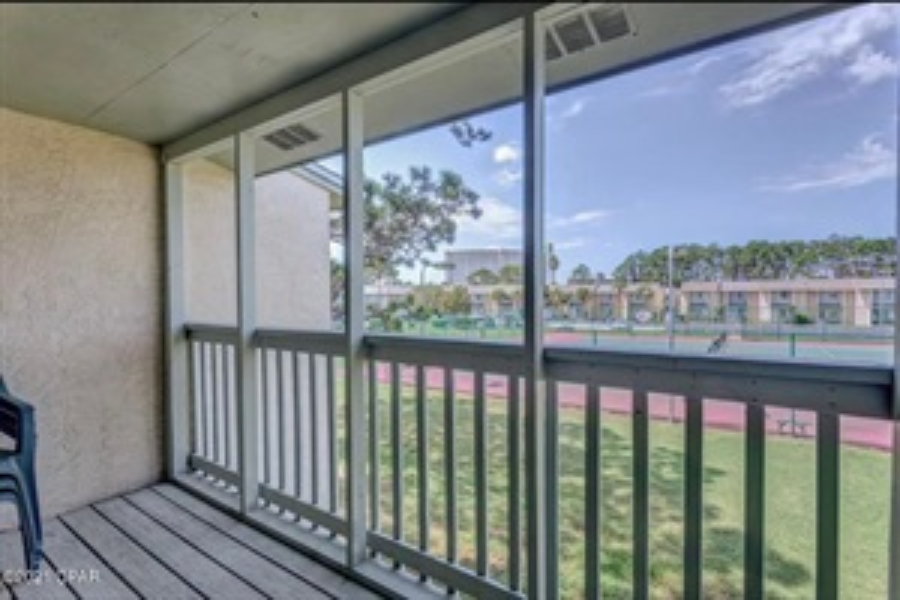 Upstairs Balcony