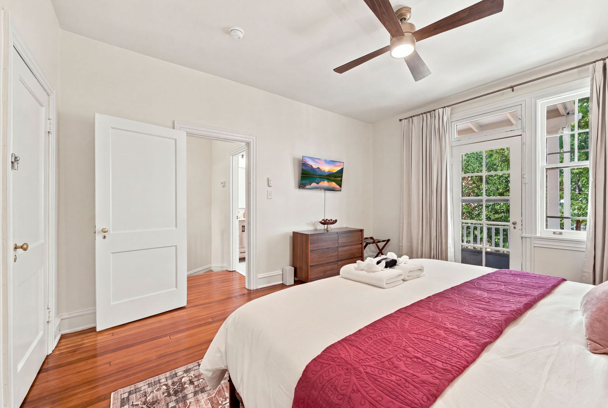 Master Suite: Bright and airy retreat with lovely views, perfect for relaxation and adventure!