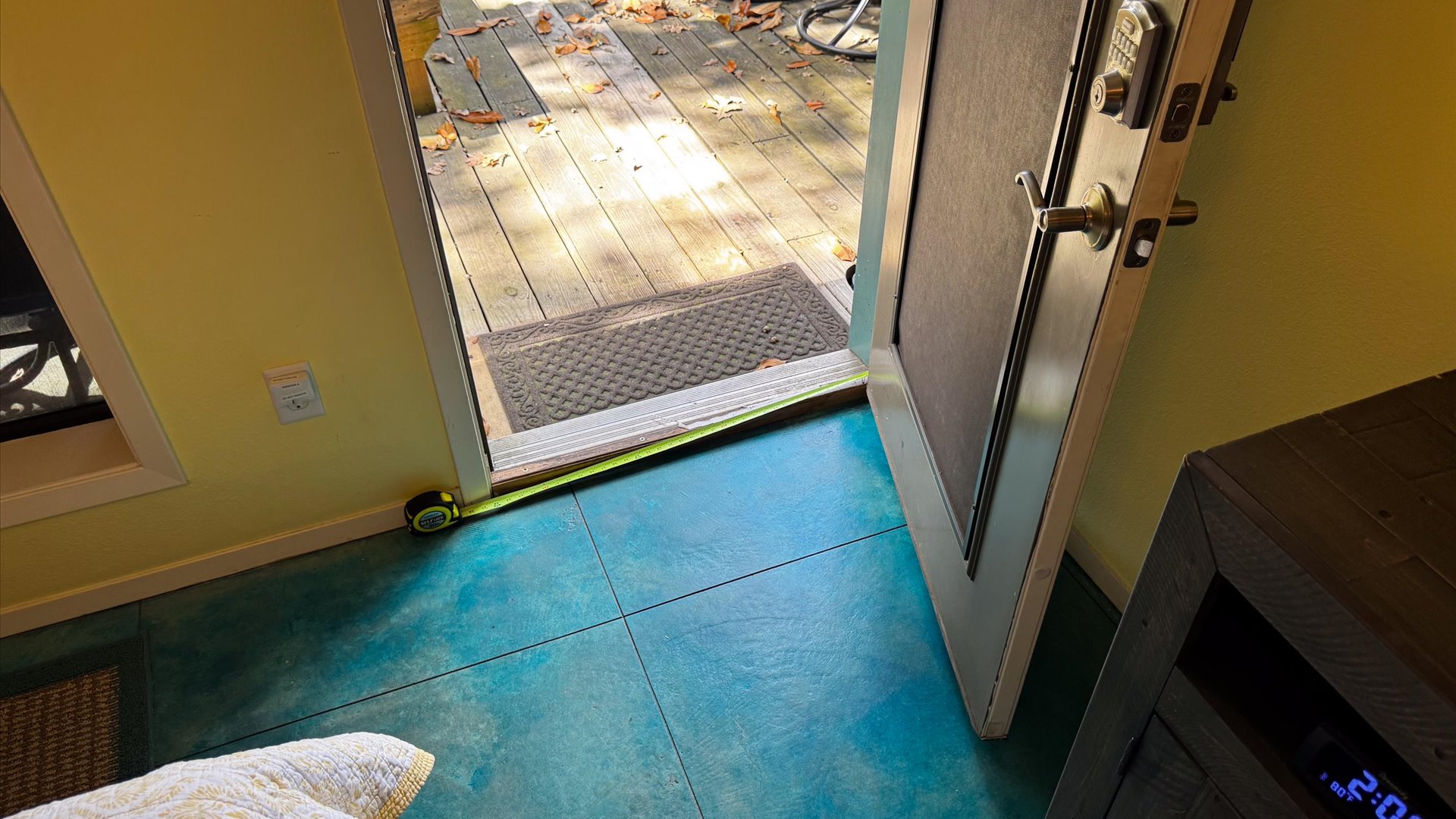 King Suite 3 door that leads to the deck is zero step onto the deck.