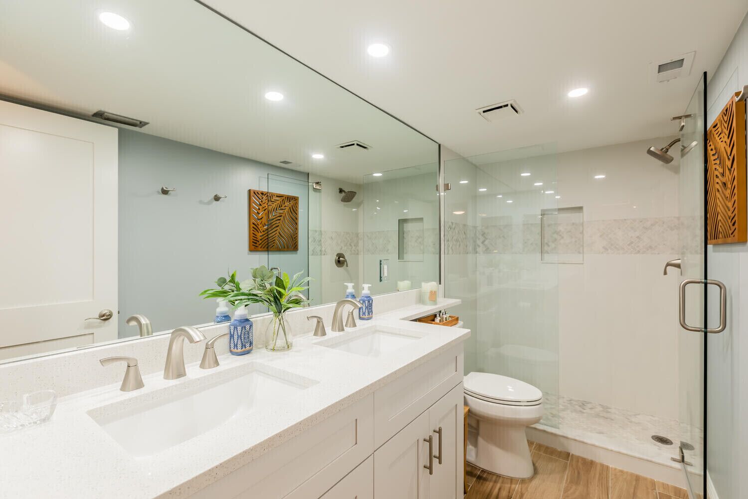 Our condos are the only ones in Sea Winds that have double vanity sinks