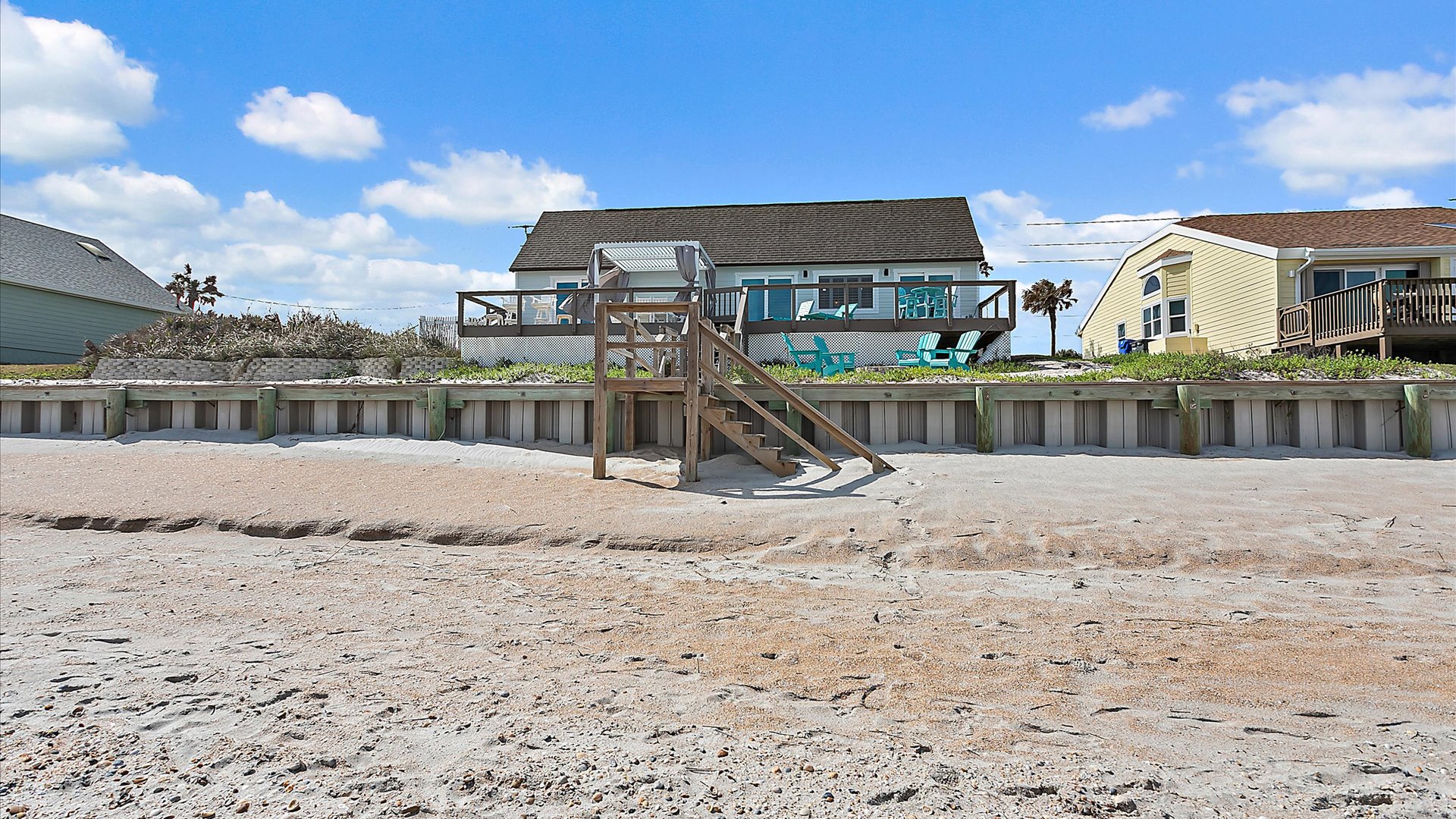 Steps to the beach