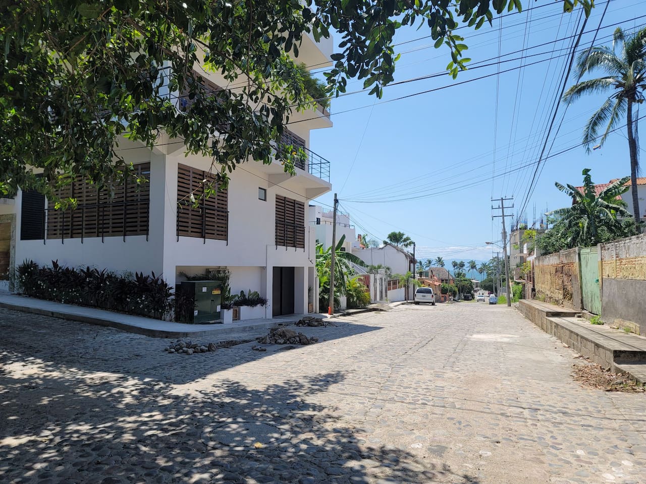 NEREA corner of Carmen Serdan y Fibba 1