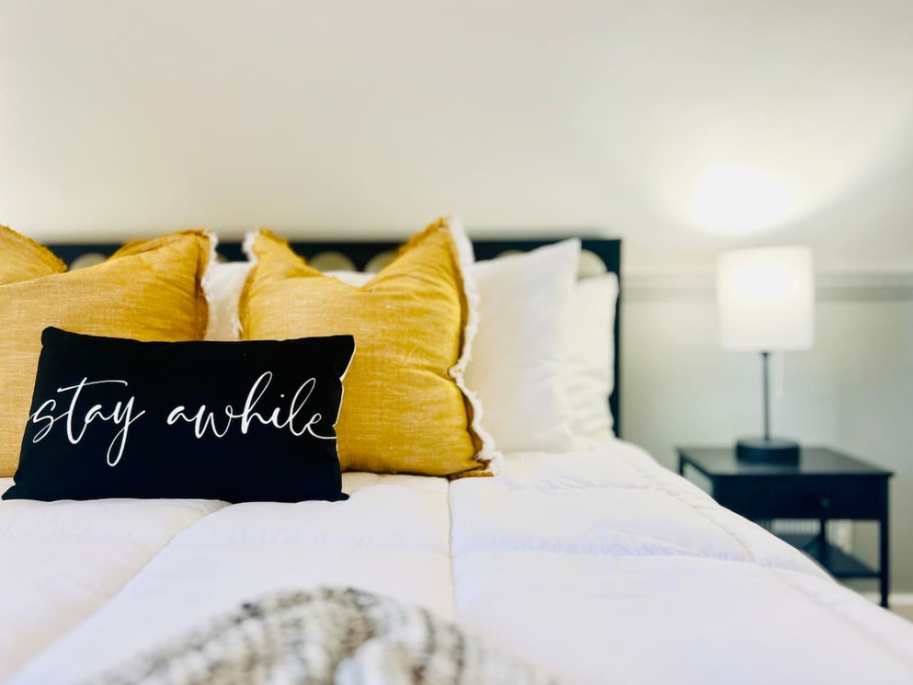 Comfortable queen-sized room, offering a relaxing and restful space for a peaceful night's sleep.