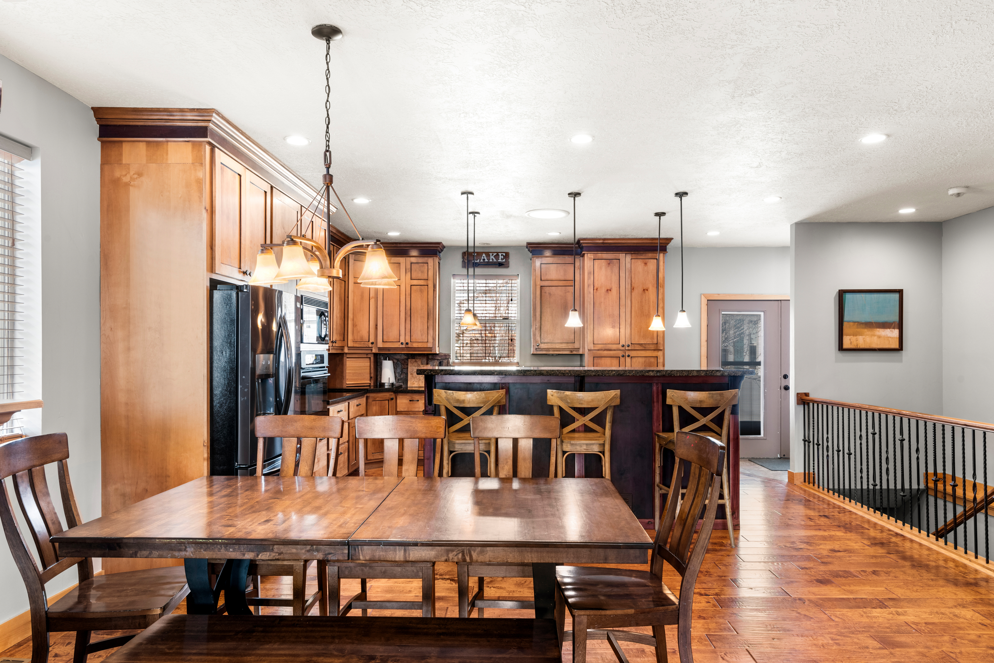 Dining/Kitchen