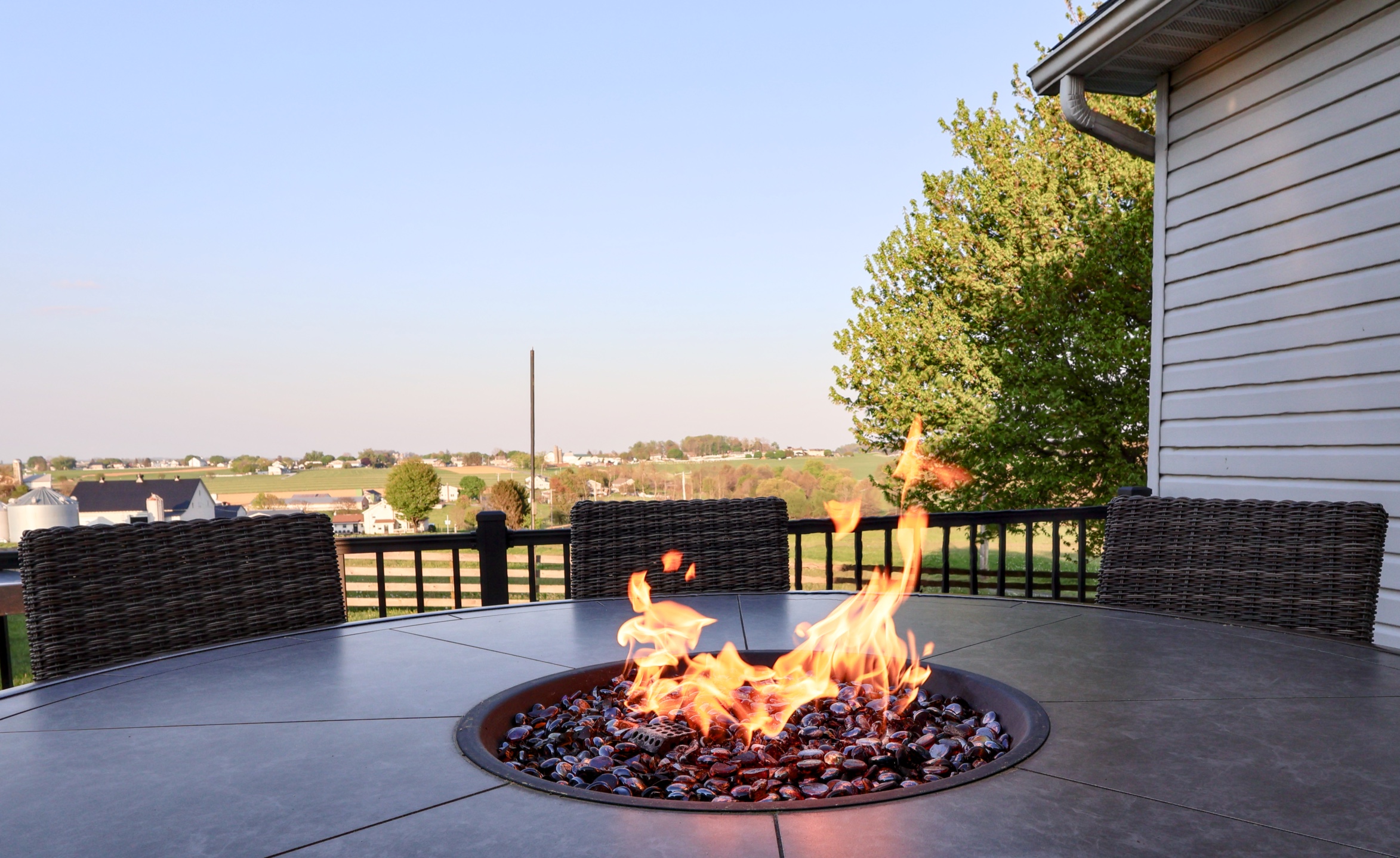Fire. Conversation. Your Favorite People. Stat.