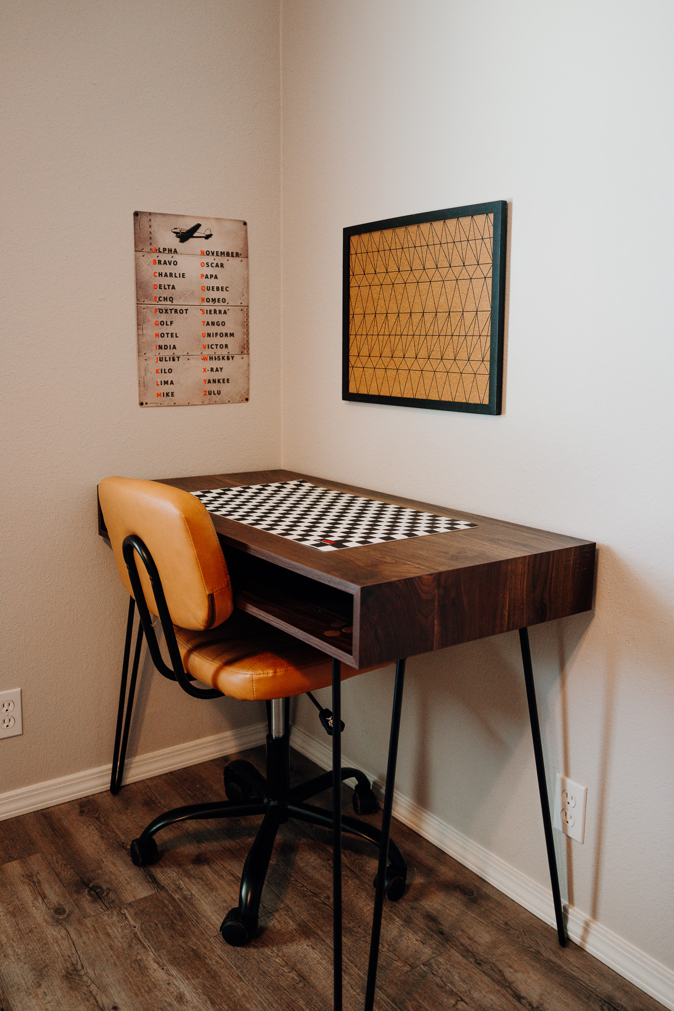 We provide a desk for those that require a dedicated work space