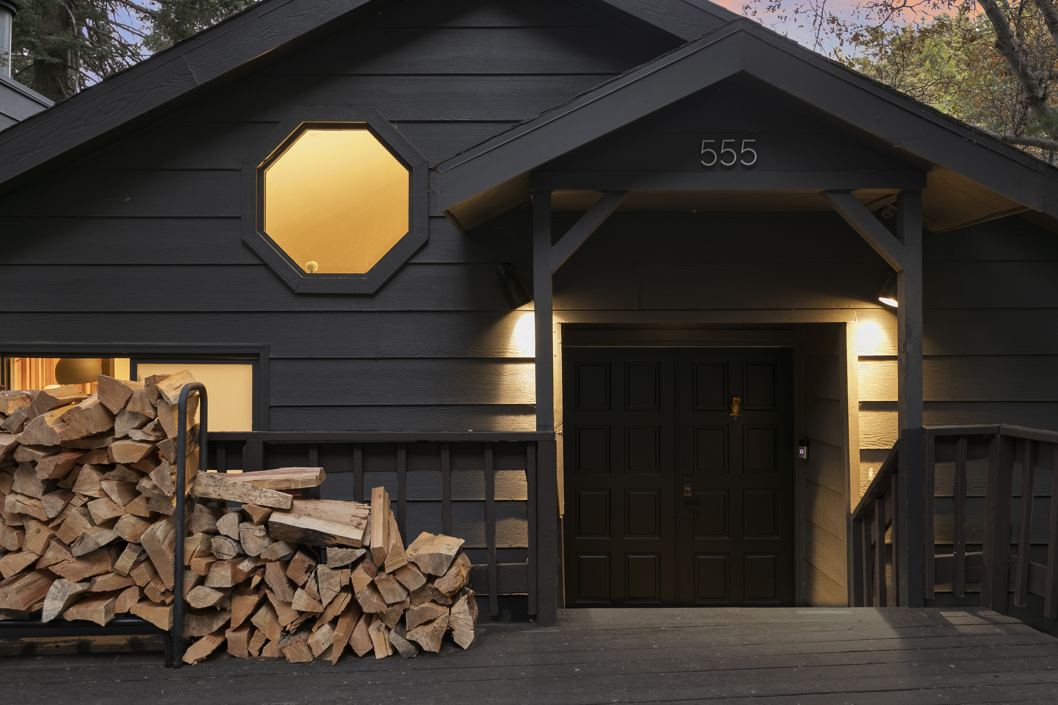 Arrive to a private, welcoming mountain retreat with easy access and a warm, inviting entry, your getaway starts the moment you walk up.