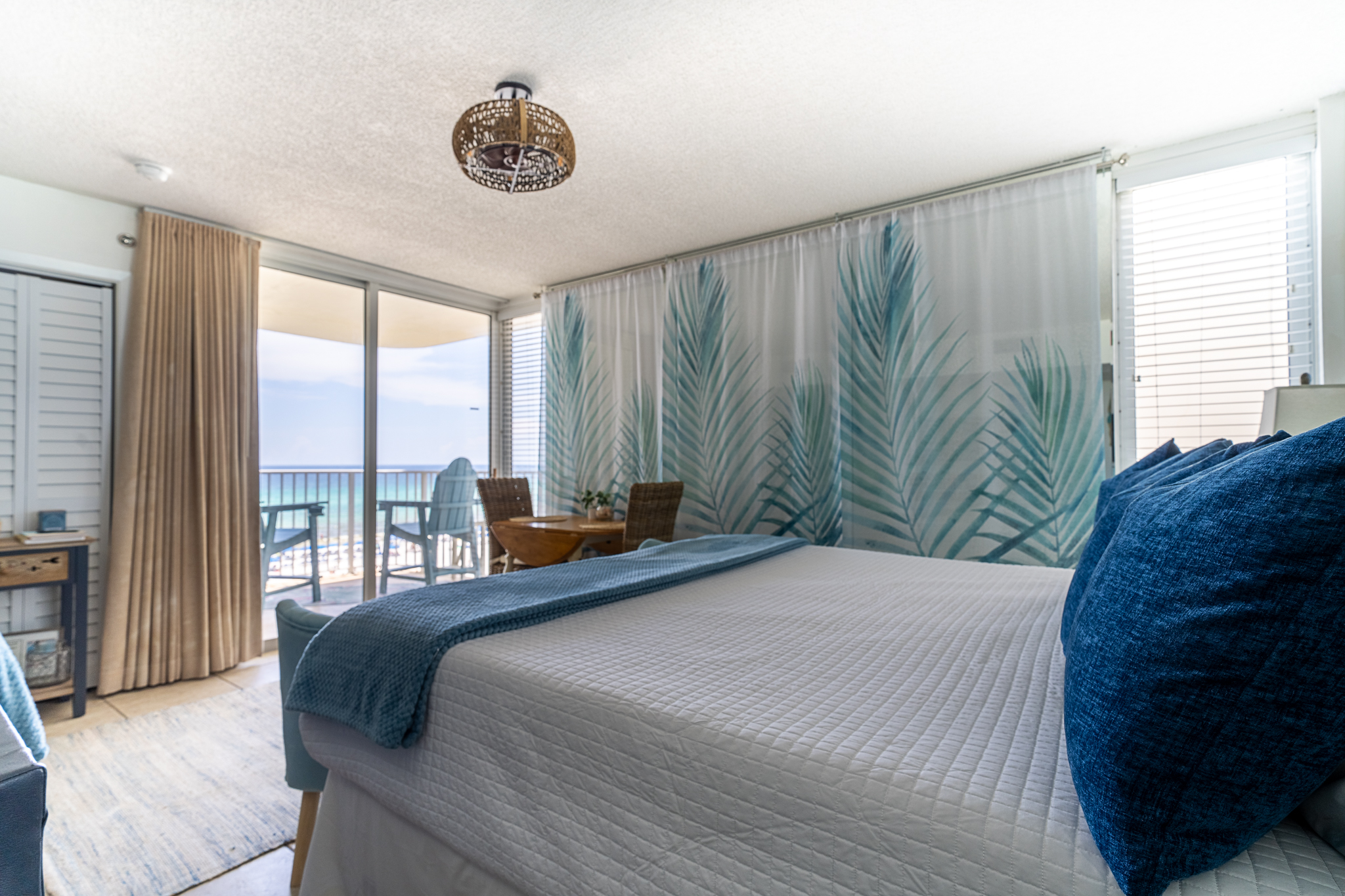 Wake up to that view!