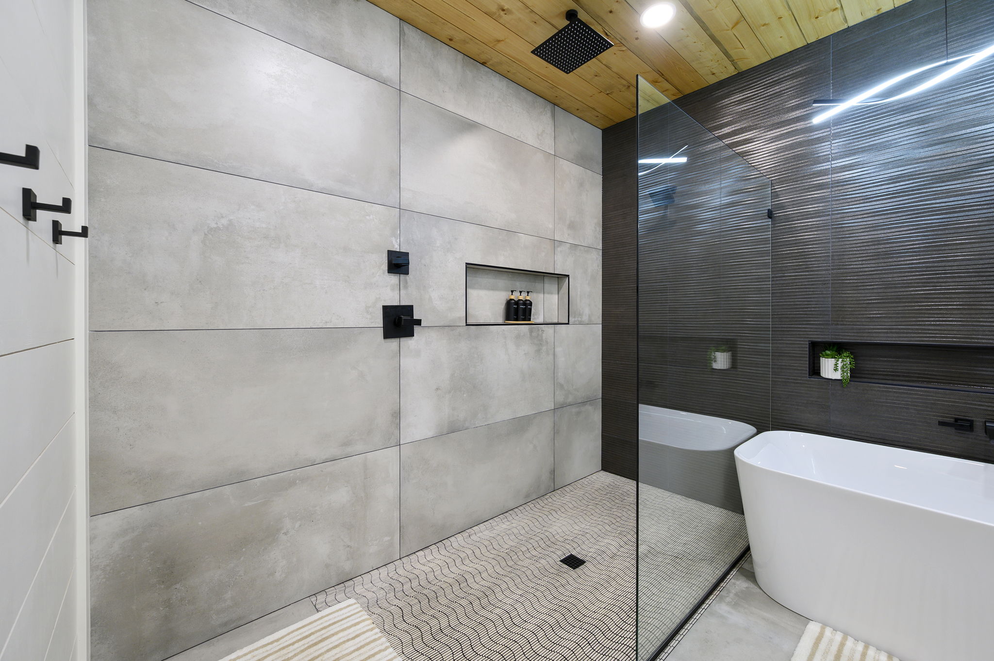  Stylish private bath designed for slow mornings and relaxing evenings.