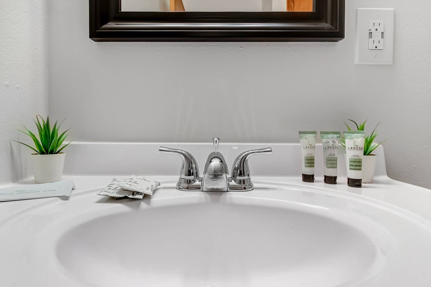 Shampoo, conditioner, lotion,and makeup remover provided.