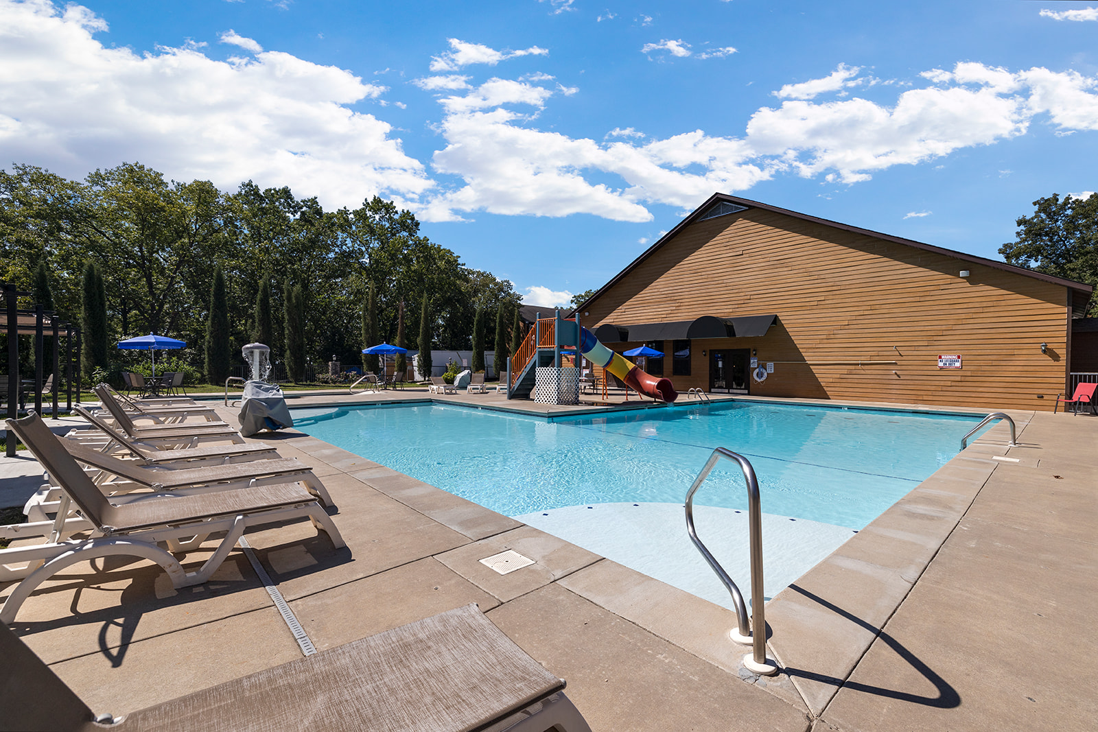Rock and Timber Lodge (2 Bedroom)