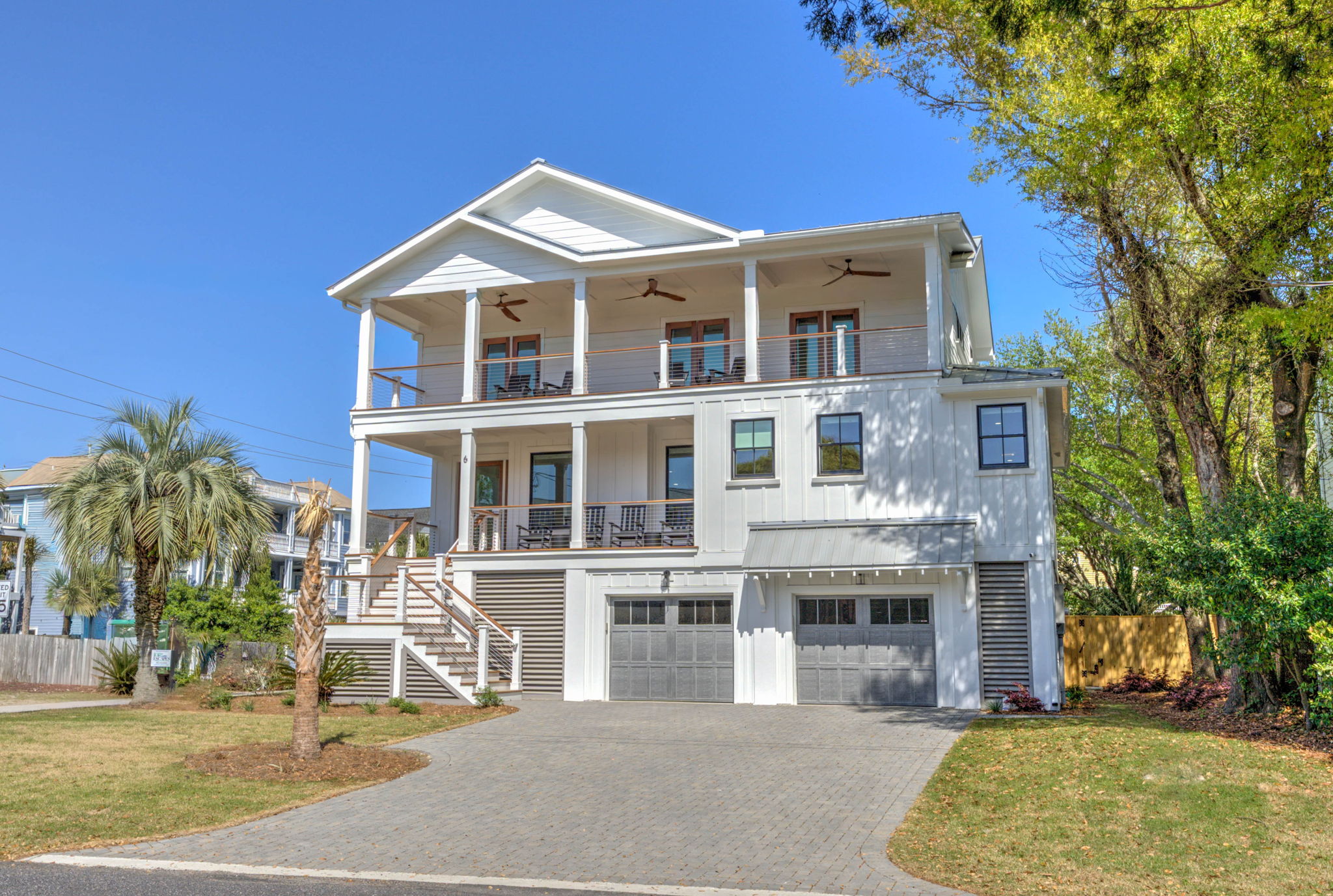 Front of House | On Beach Time | 6 30th Ave, Isle of Palms, SC | IOP Escapes