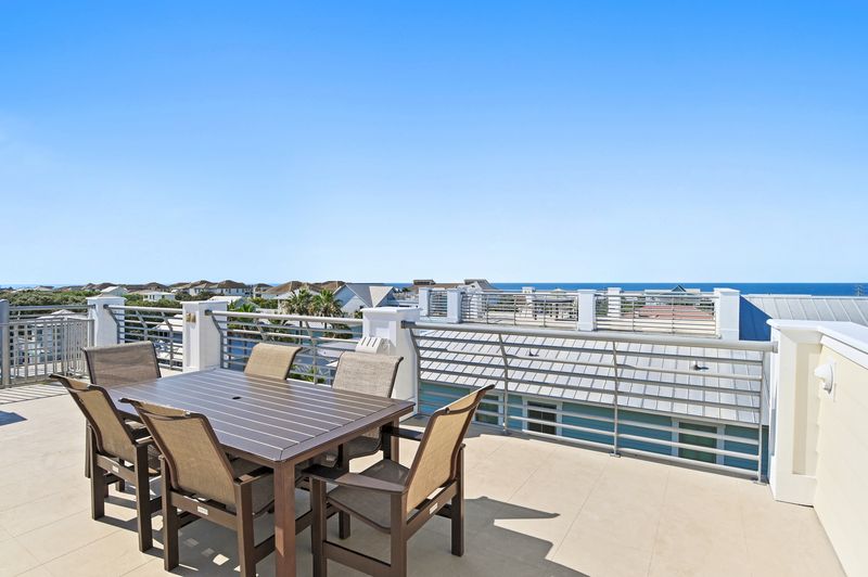 Rooftop Deck
