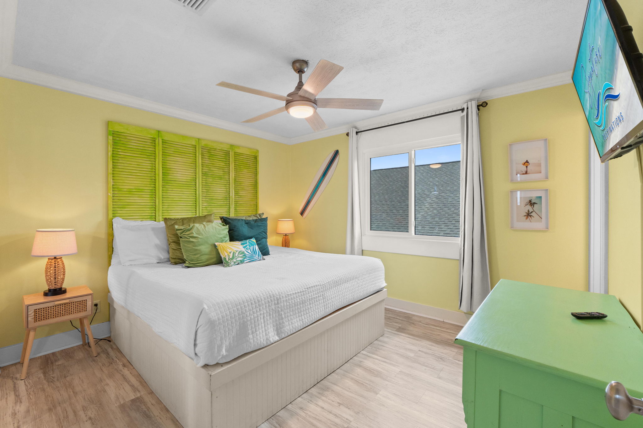 Master Bedroom with King Sized Bed and Ensuite Bathroom