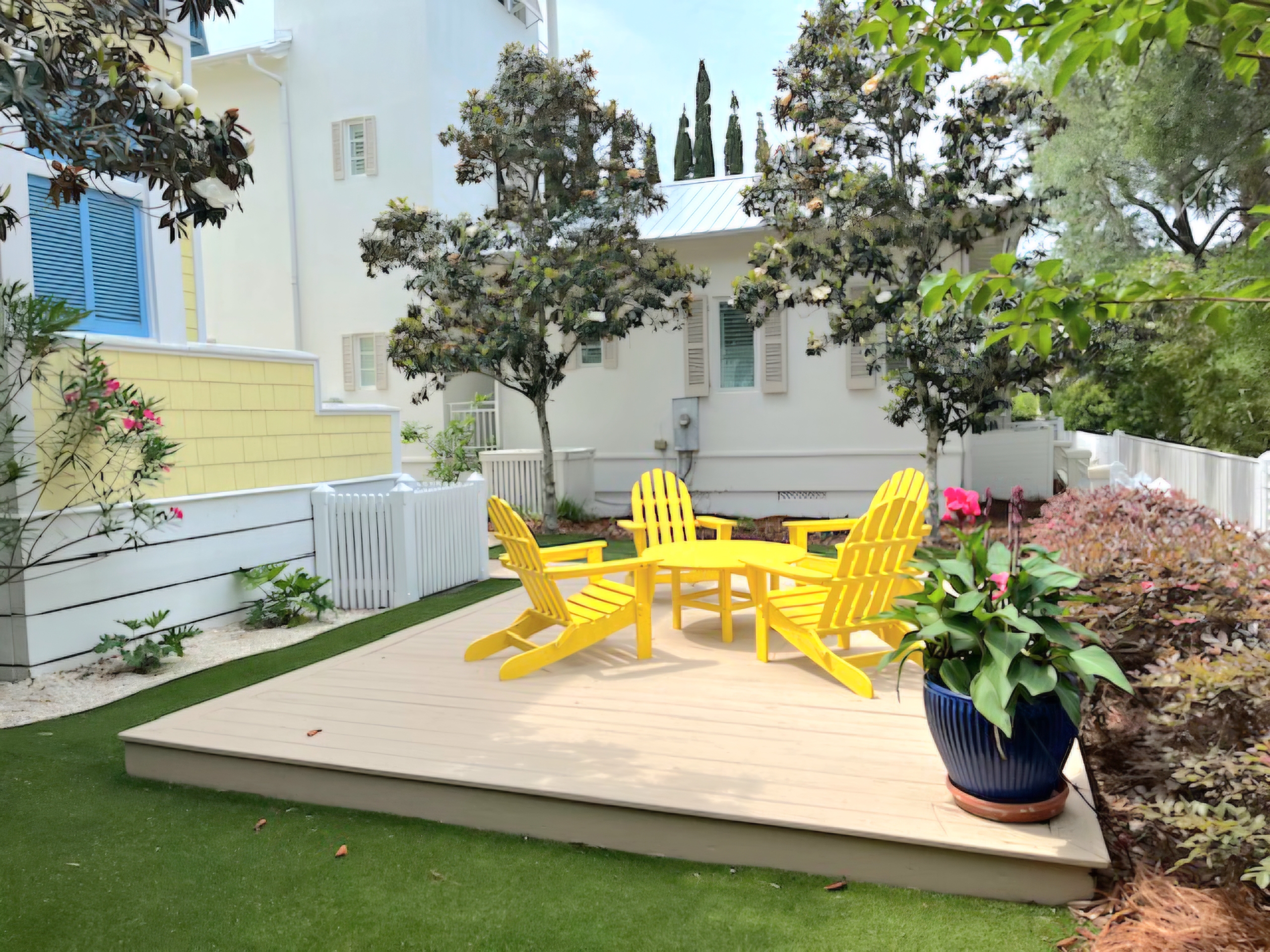 Great place for sunset drinks!