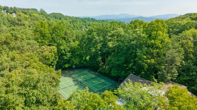 South Baden Clubhouse. Pools open Memorial Day to Labor Day. Tennis courts and Basketball Hoops.