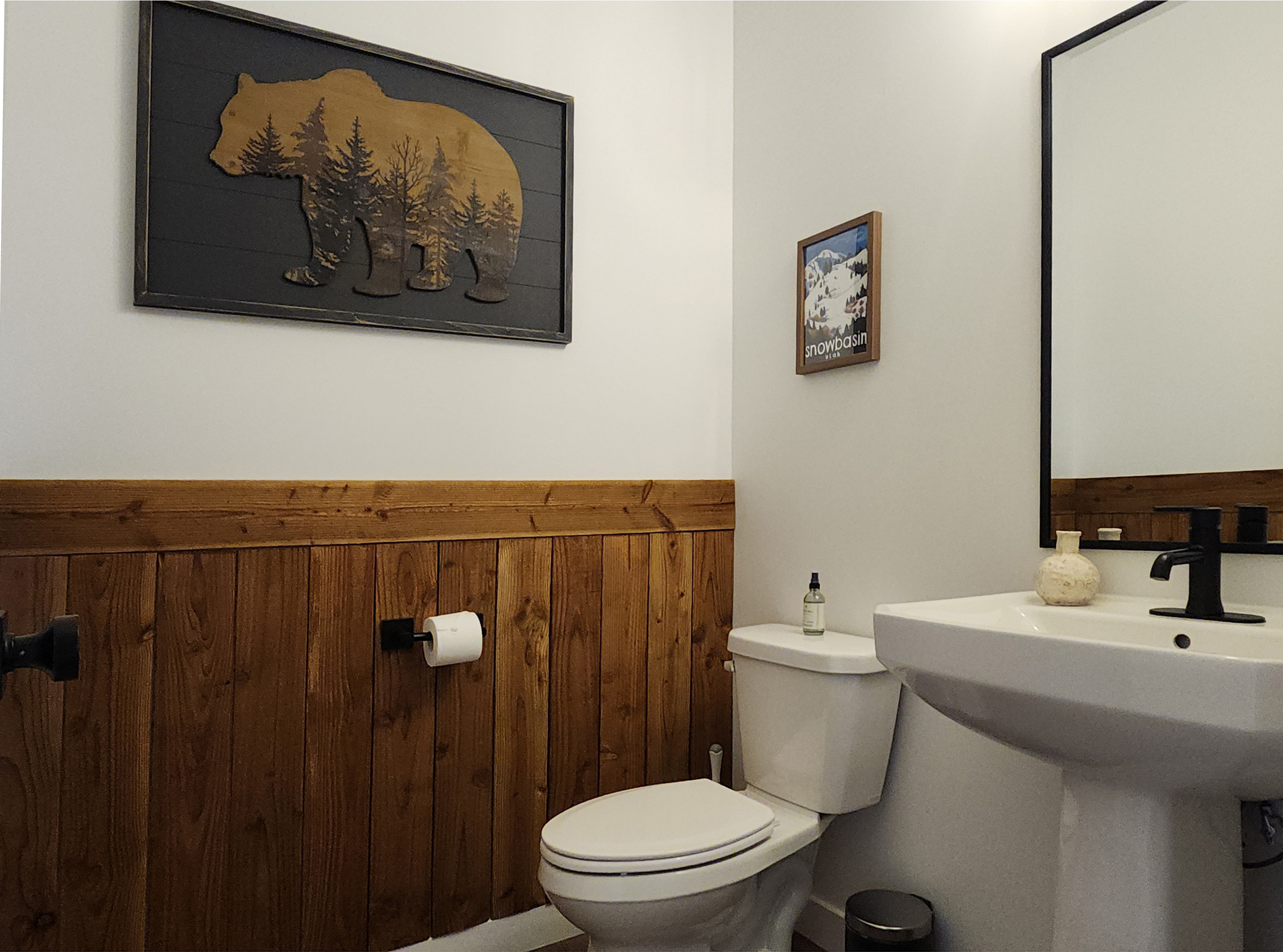 Additionally, there is a half bath available for visiting guests.