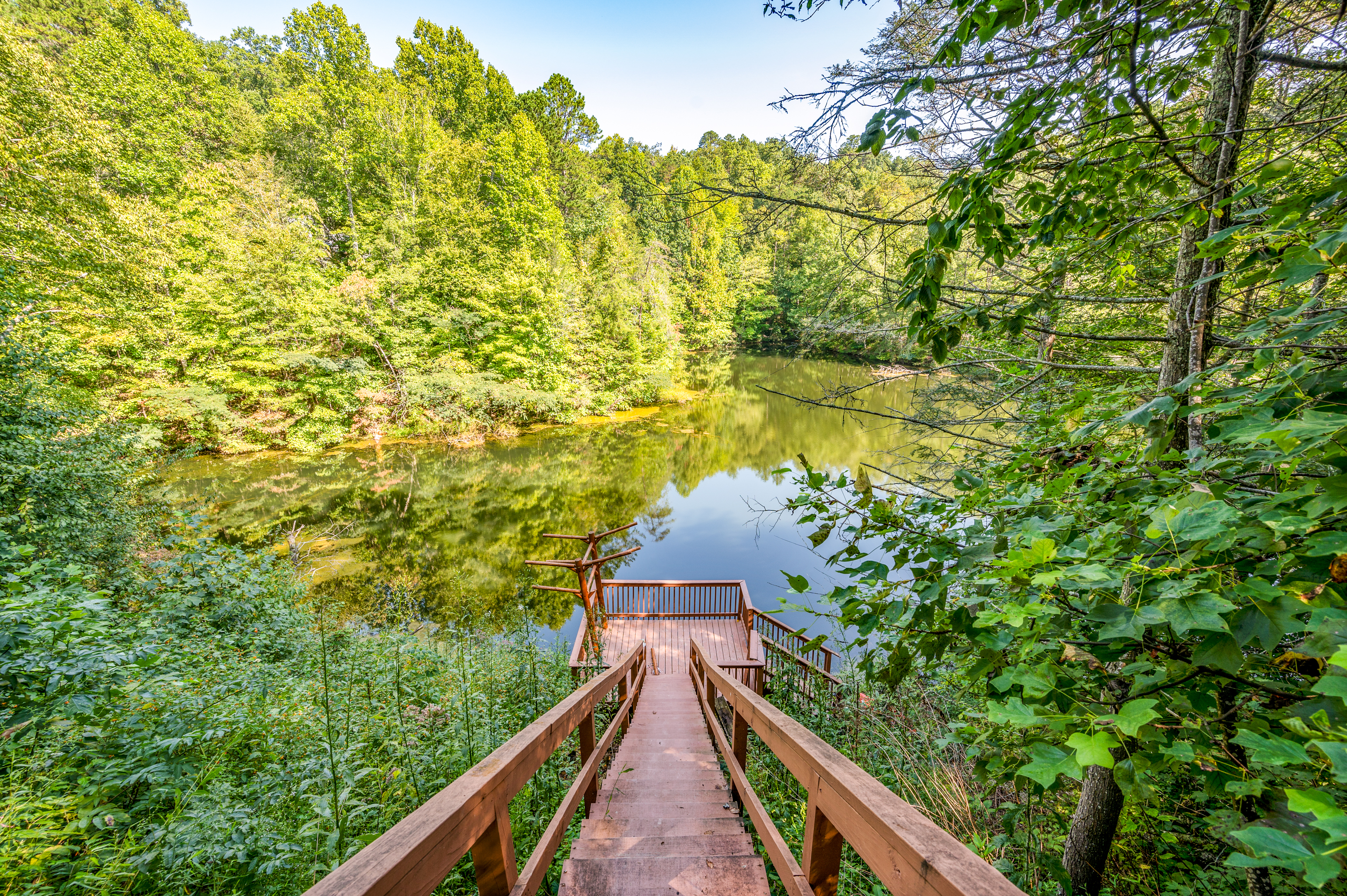 Lets Go Fishing On Your Private 2 Acre Lake