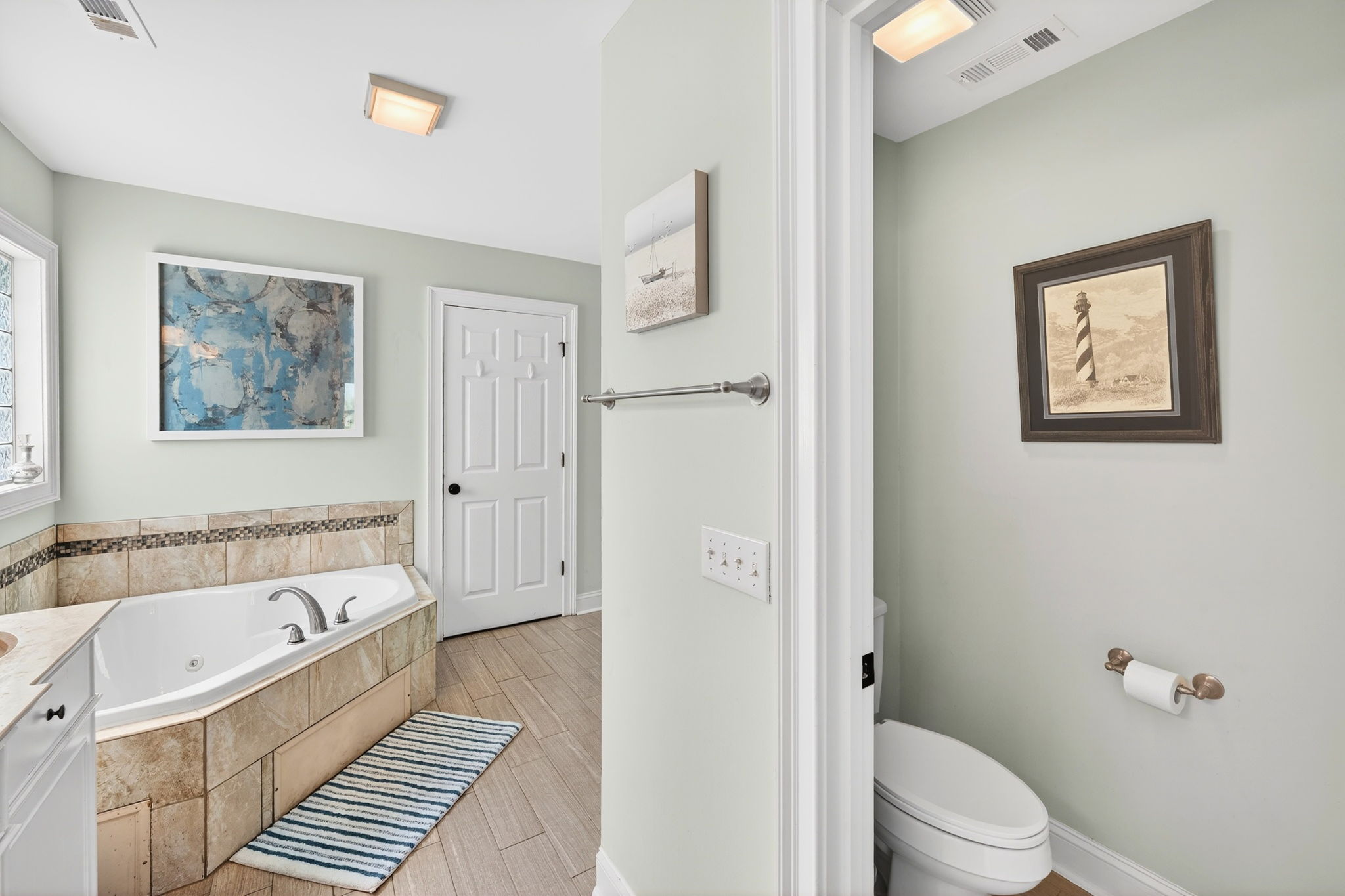Primary Bath  | 23 Grand Pavillion | Wild Dunes | Isle of Palms, SC | IOP Escapes