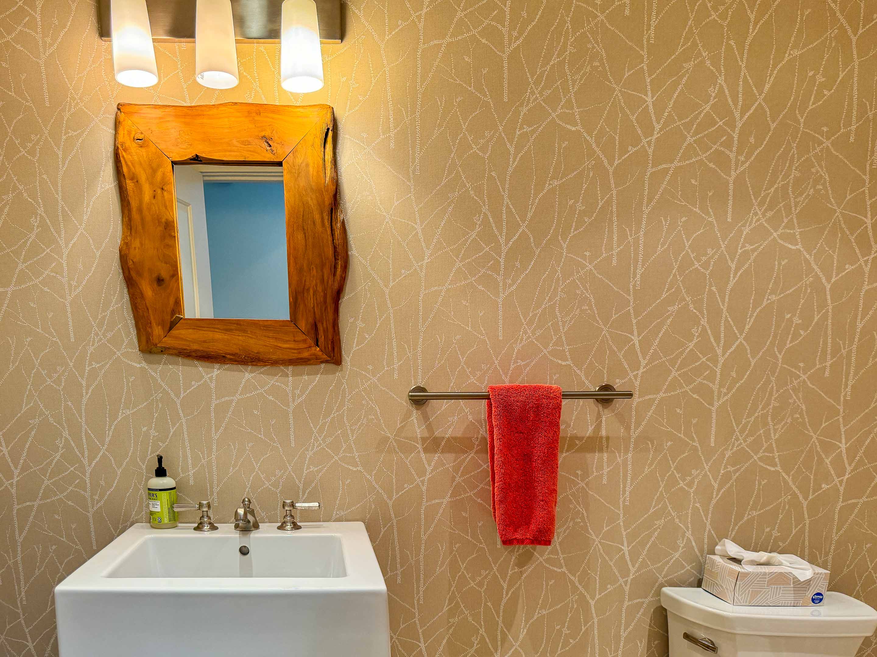 1/2 Bath