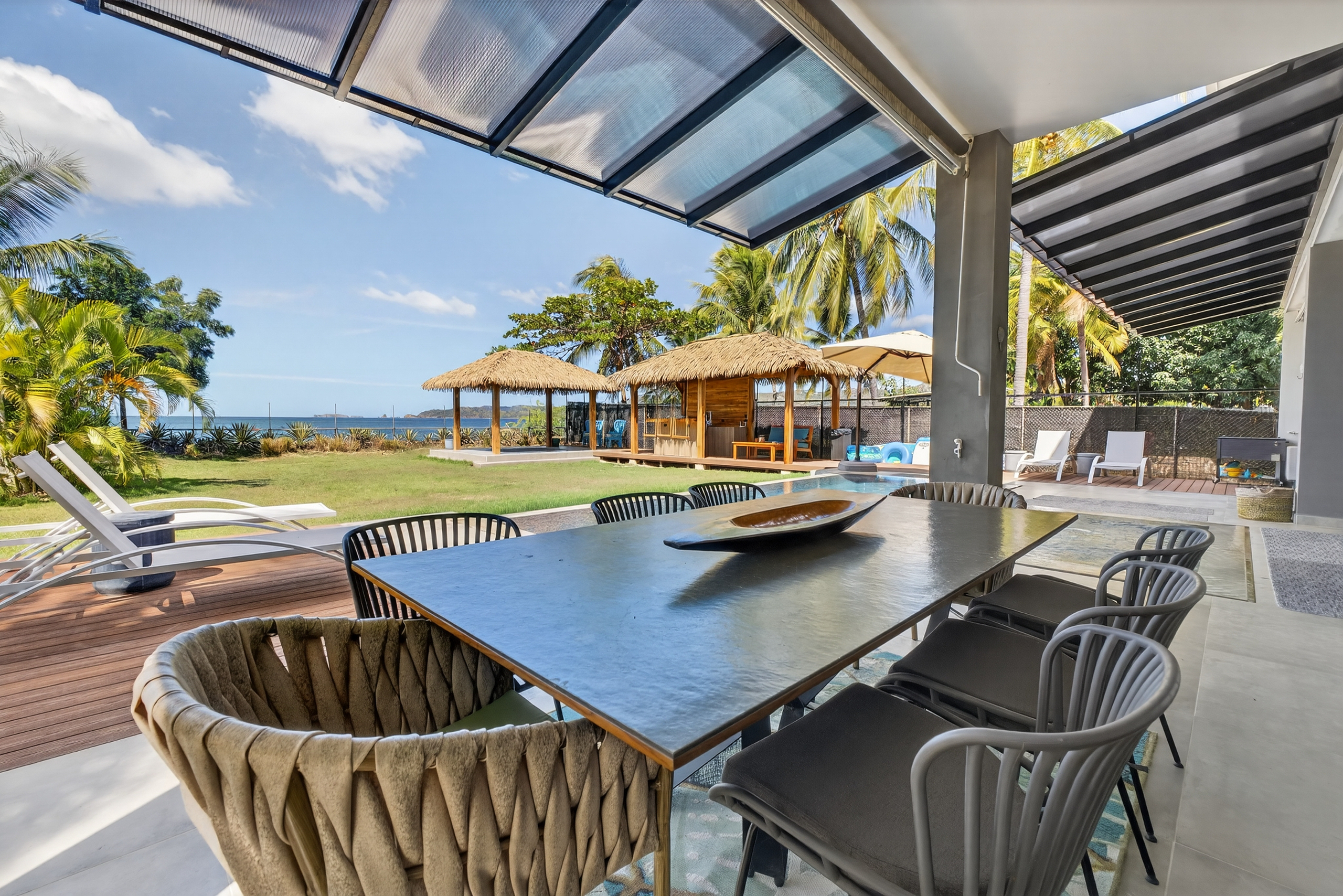 Outdoor table seats 8