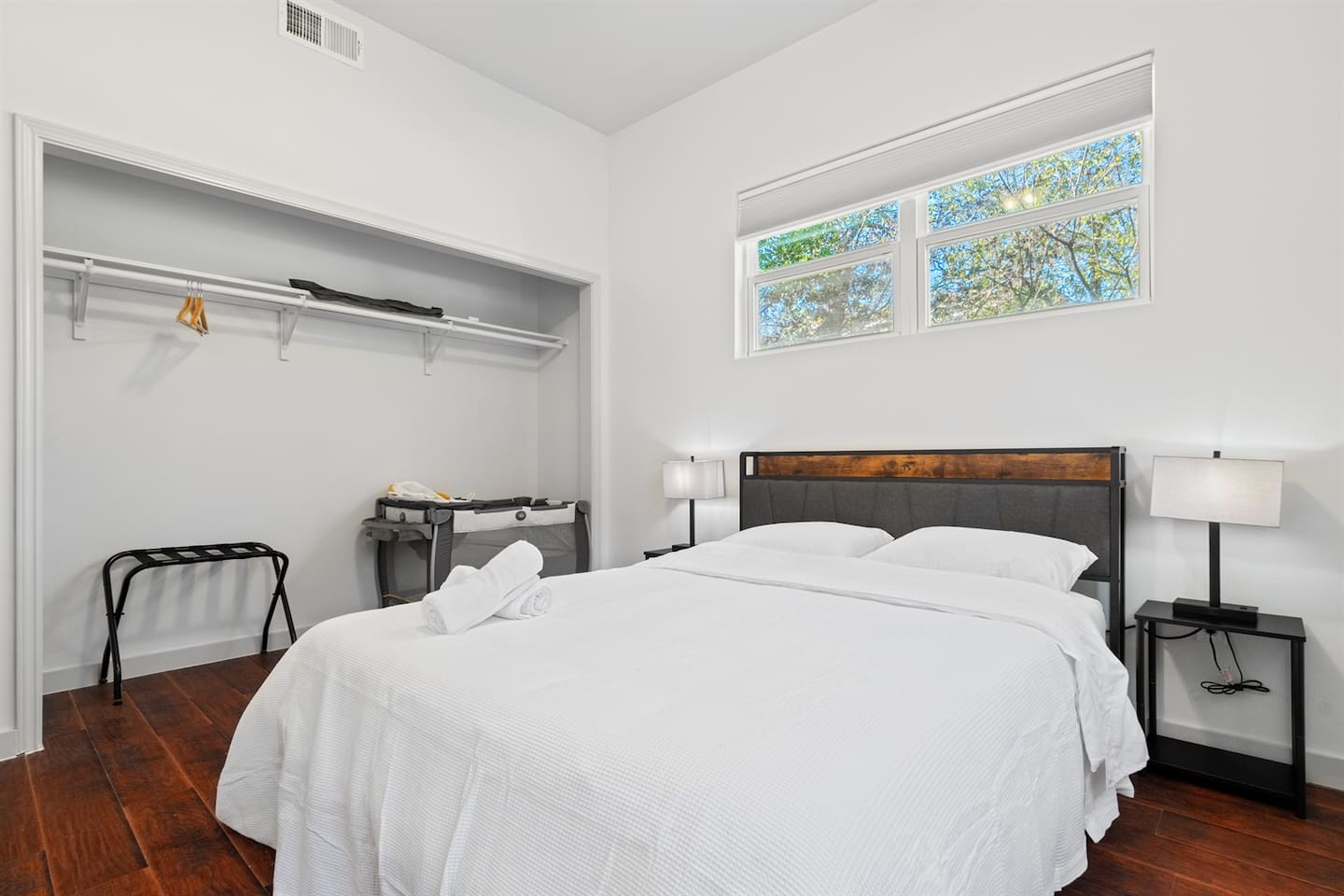 Middle Home: Make Yourself at Home in Every Room 