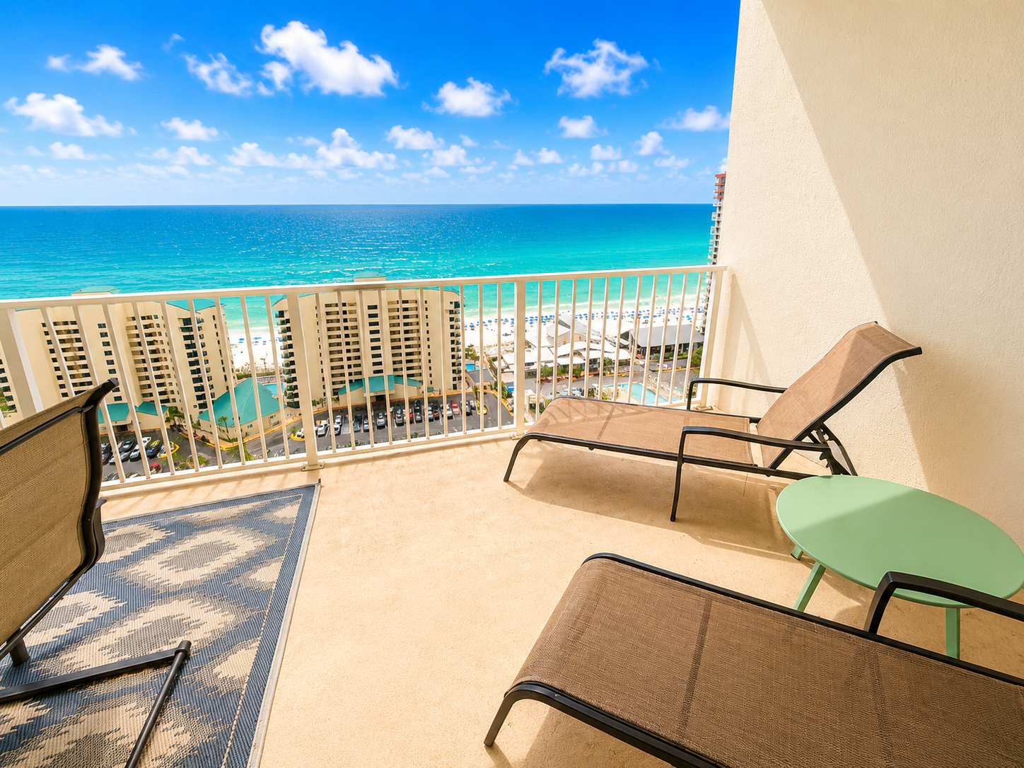 Oversized balcony with stunning ocean views