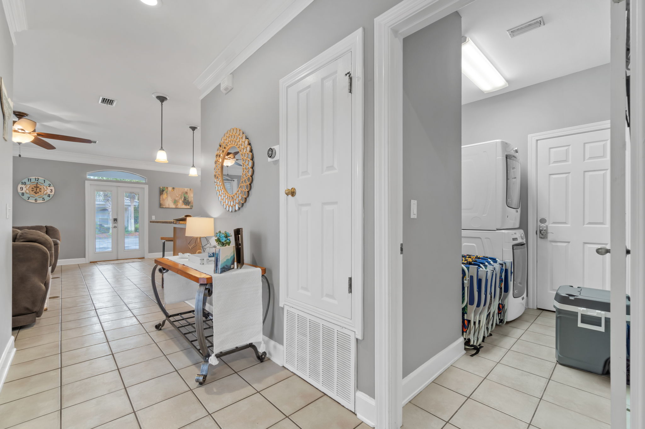 1st level hallway area