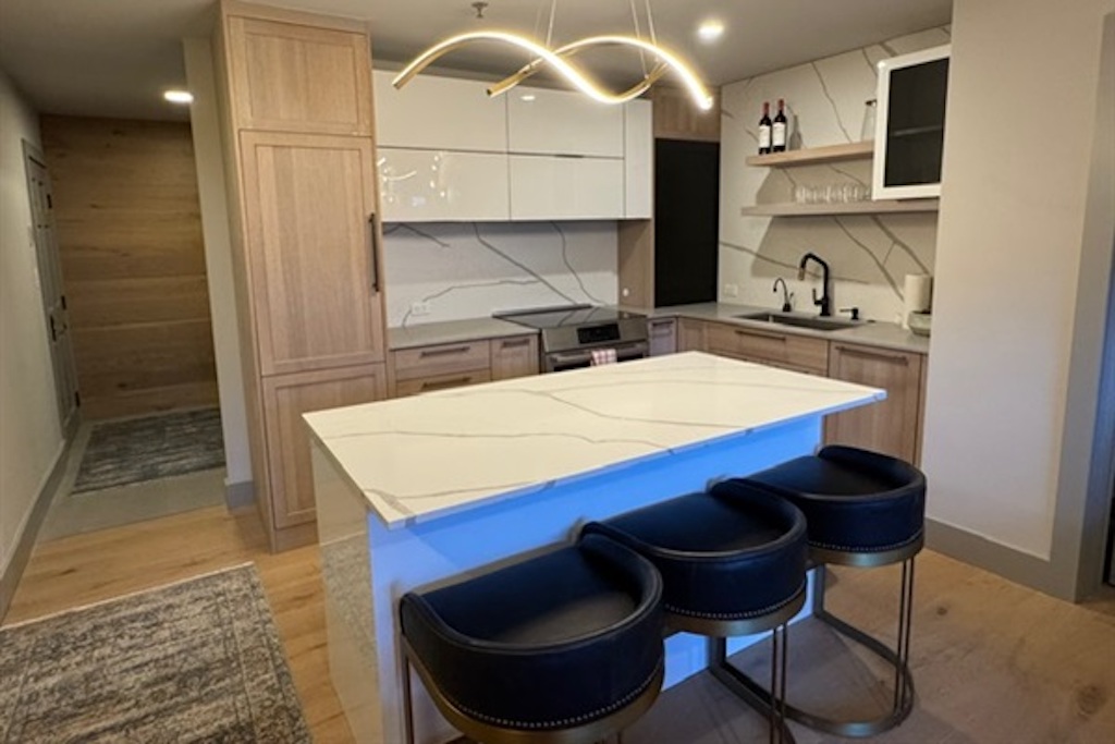 Kitchen Island with Barstools