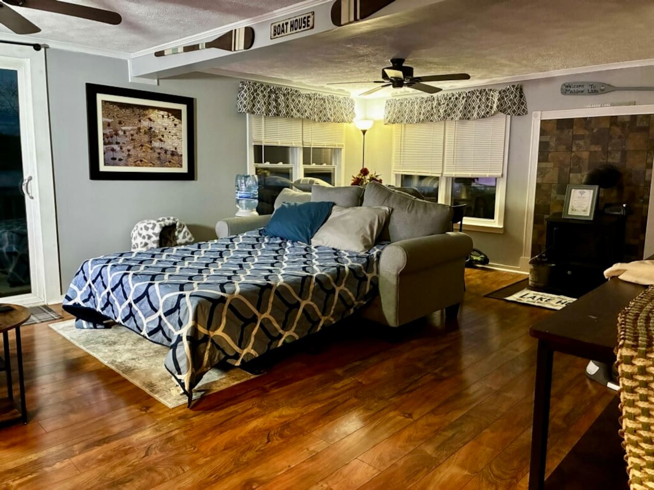 This is the sofa couch. You’ll find the bedding in the living room closet. Easy to make. 