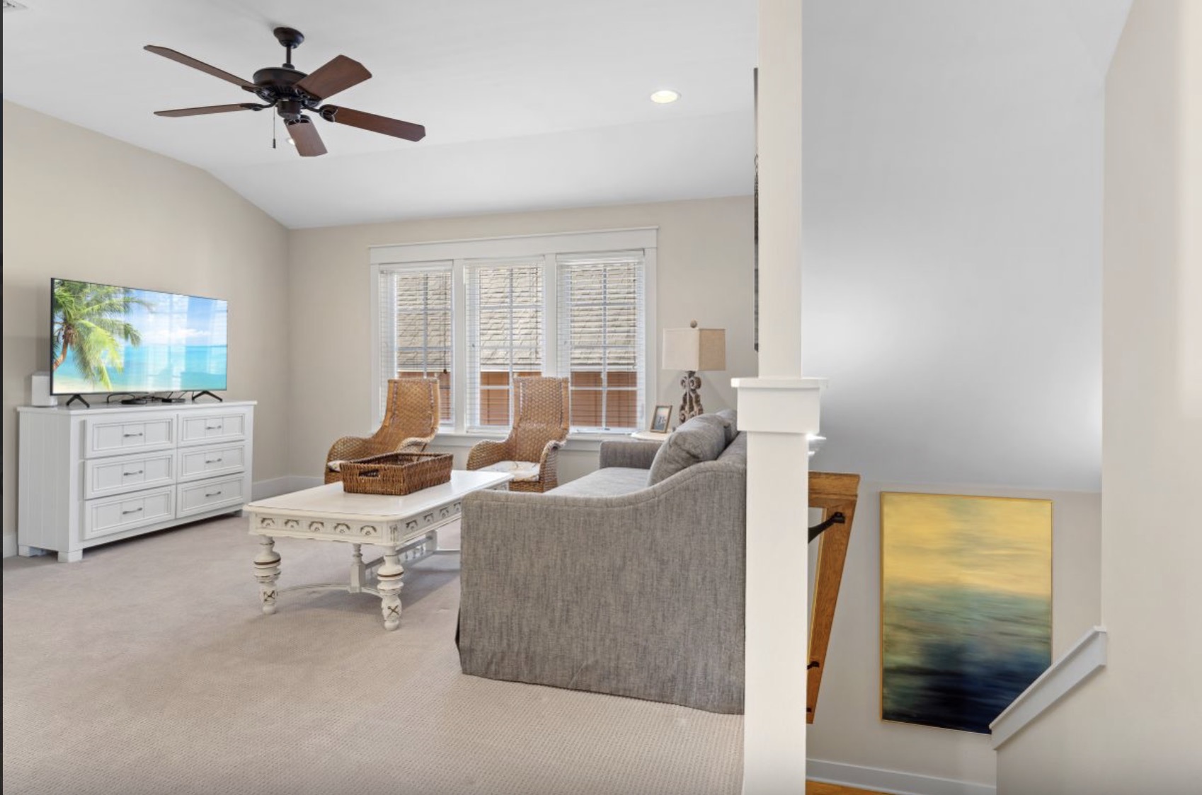 2nd Floor Family Room