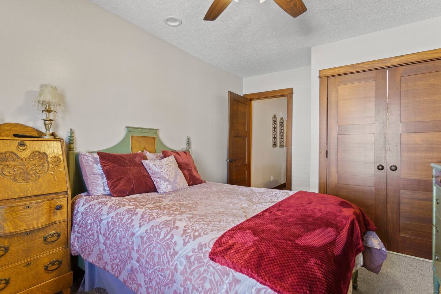 Spacious bedroom with plenty of room to relax and unwind, featuring cozy furnishings and a calming atmosphere.