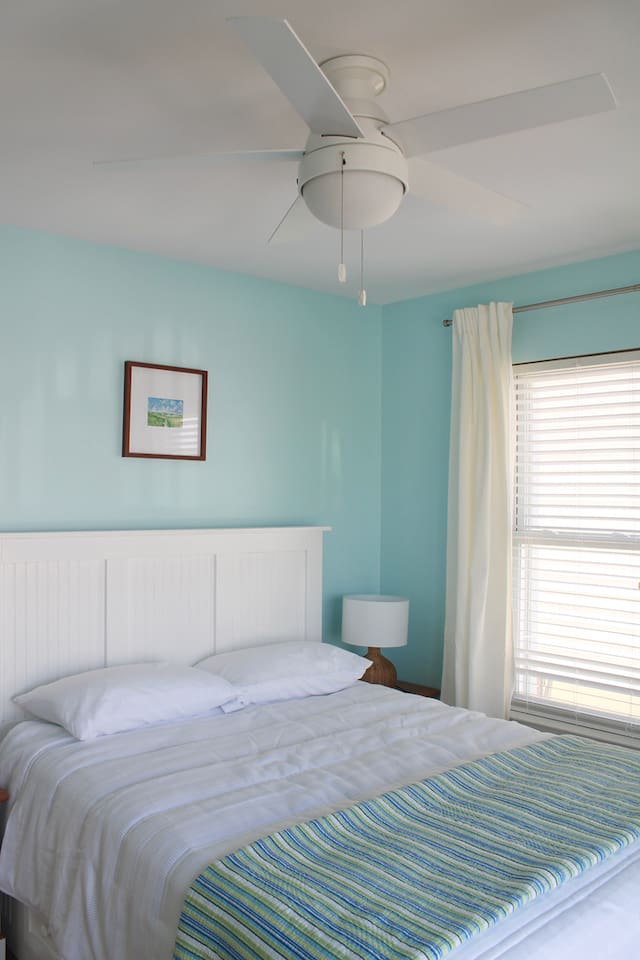 2nd floor guest bedroom #2.