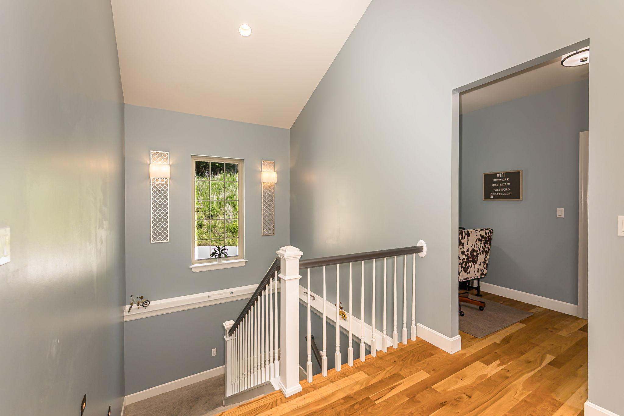 Stairs going to the lower level