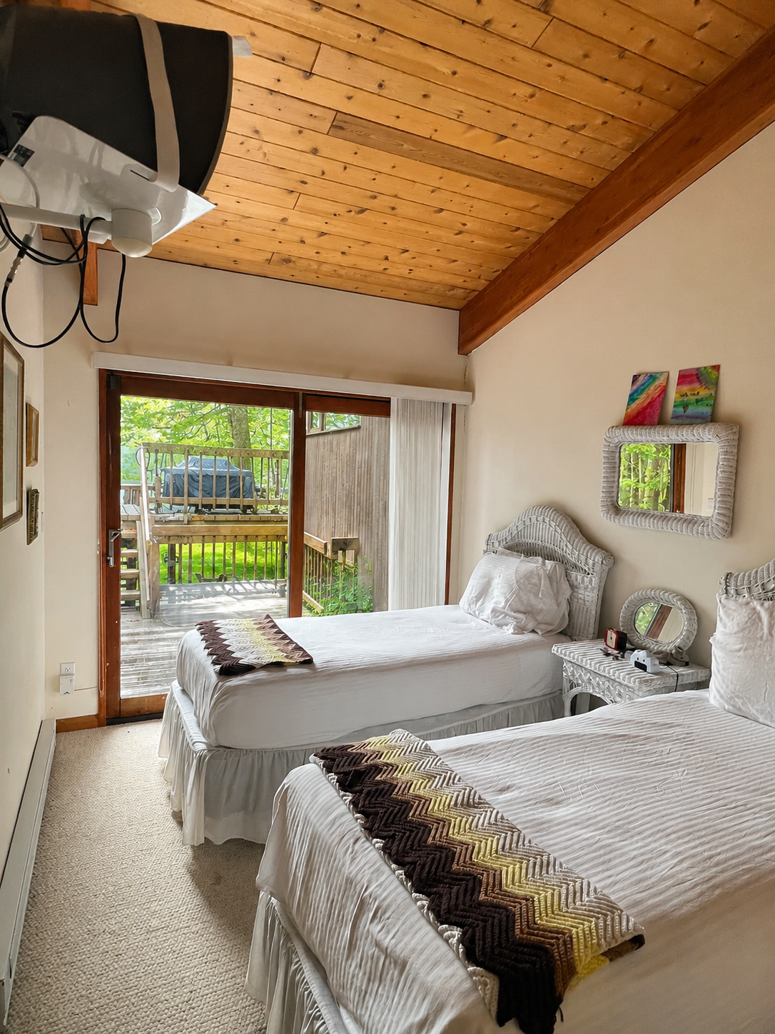 Left wing Bedroom 1 ensuite