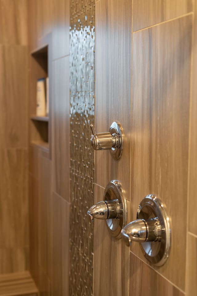 Shower.