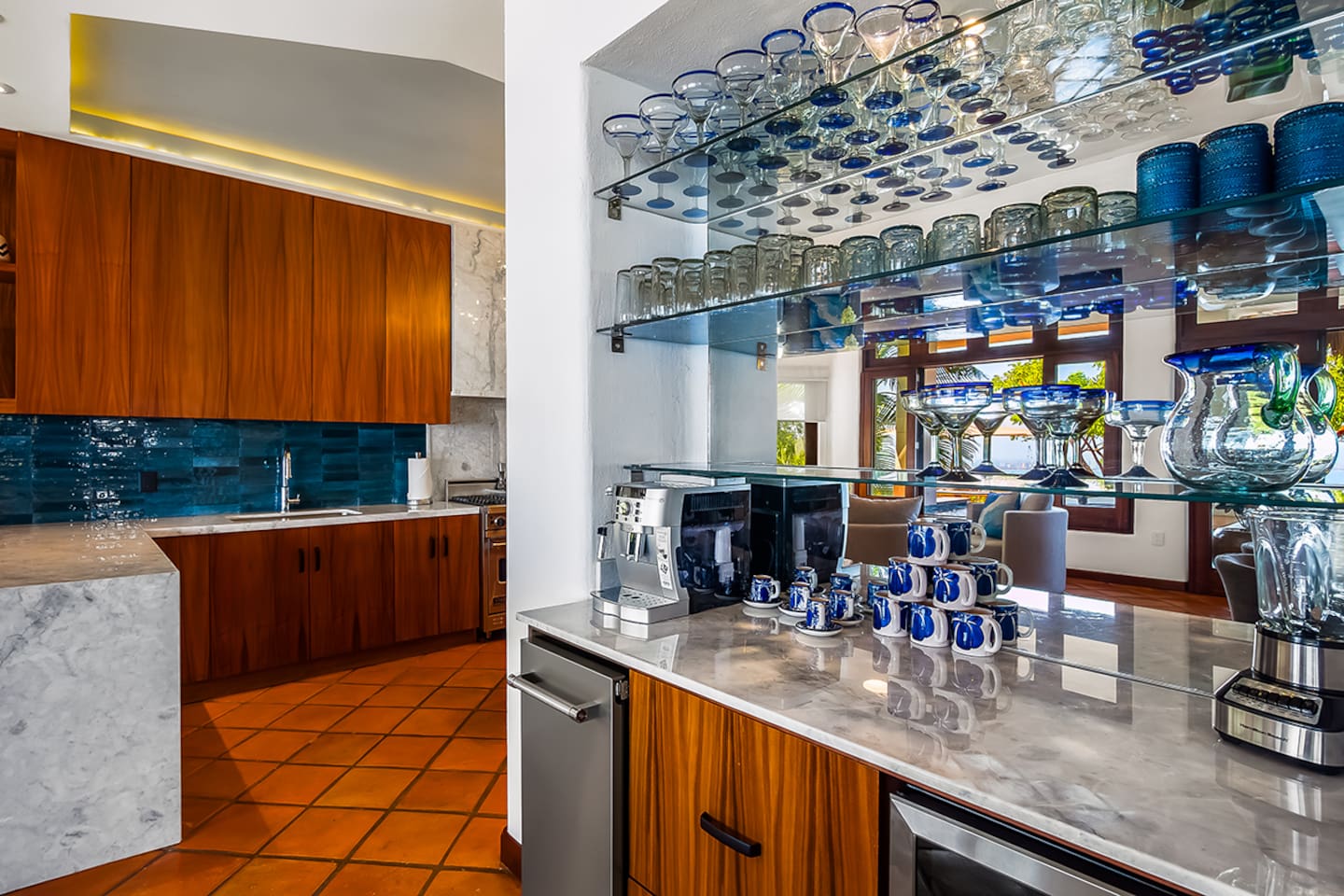 Coffee/Bar