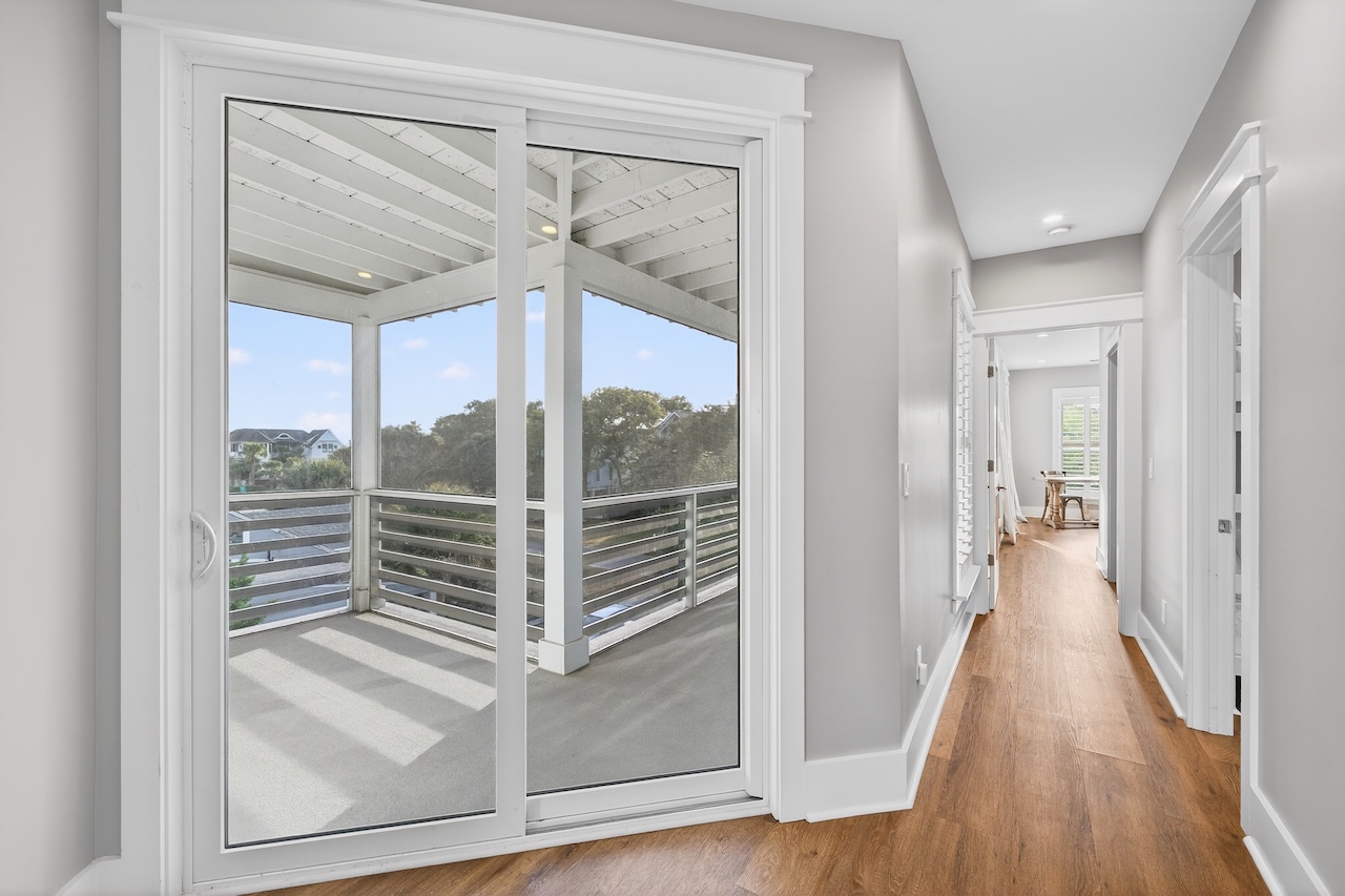 Upstairs Hall  | Southern Grace | 6 23rd Ave.