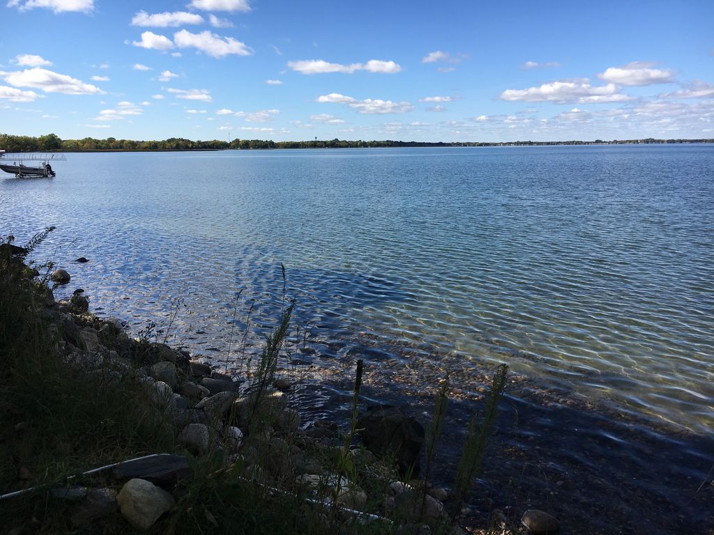 LITTLE MO West Battle Lake Cabin Source