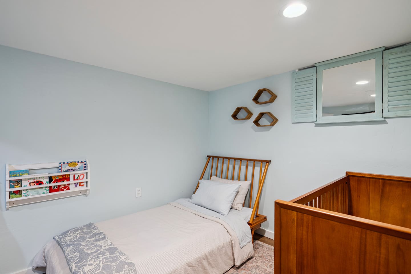Kid friendly bedroom