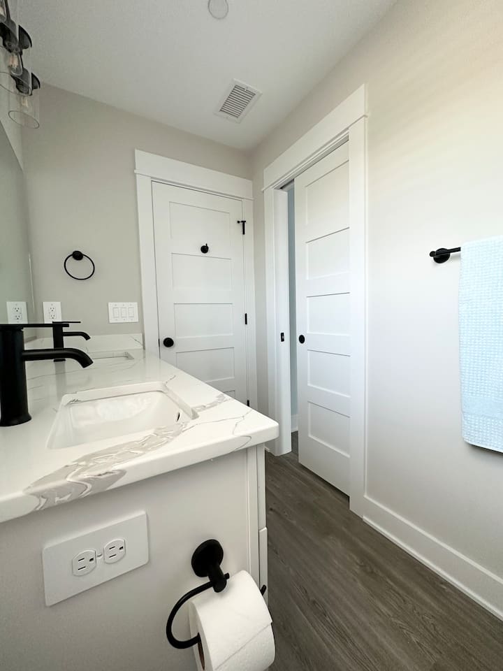 Ensuite