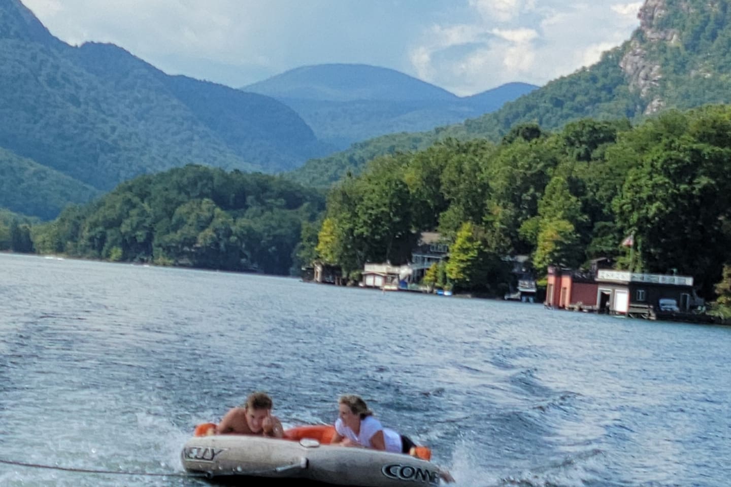 Minutes from Lake Lure Lake with boat, pontoon boad, paddleboards, kayak and more available for rental.