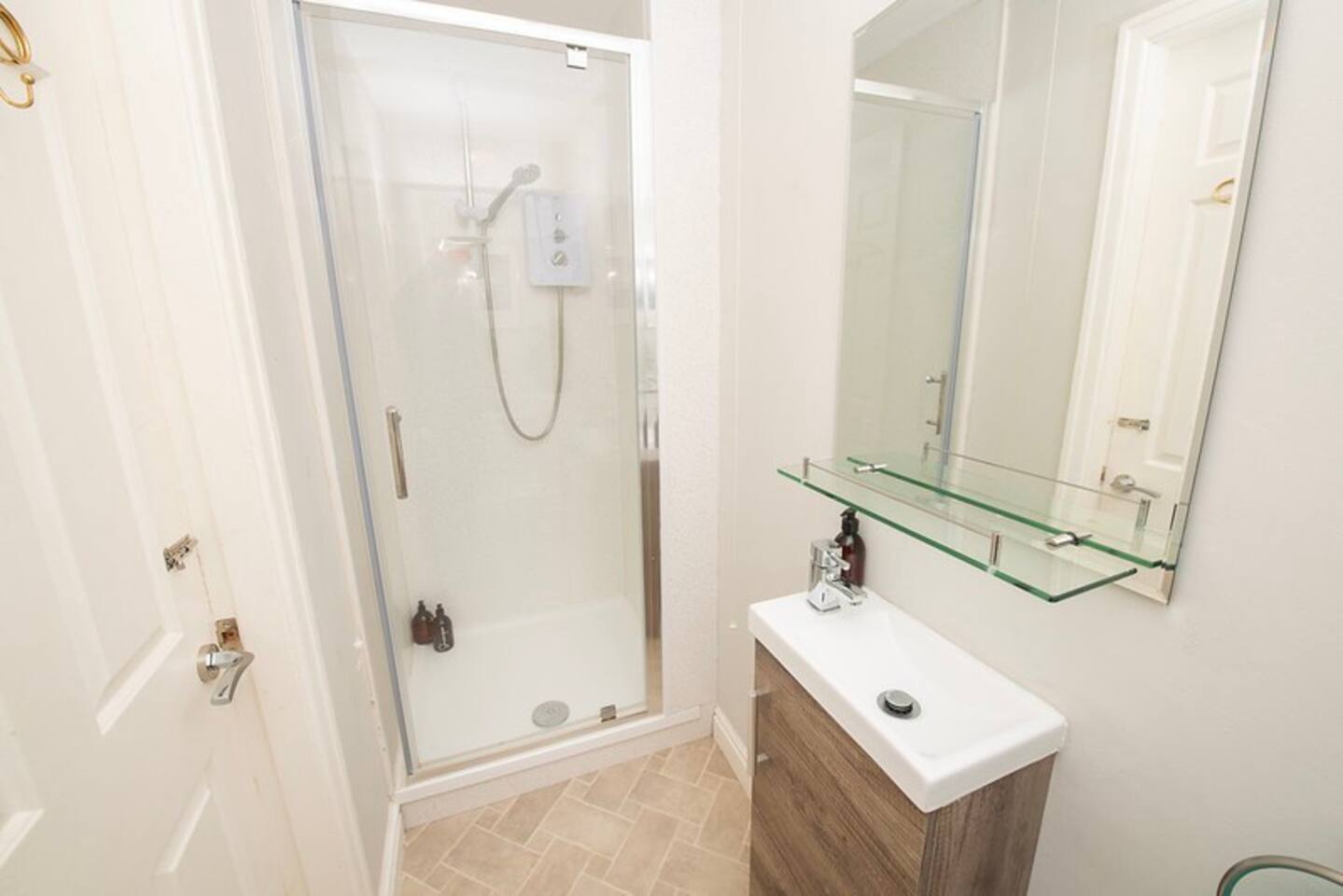 En suite to master room 