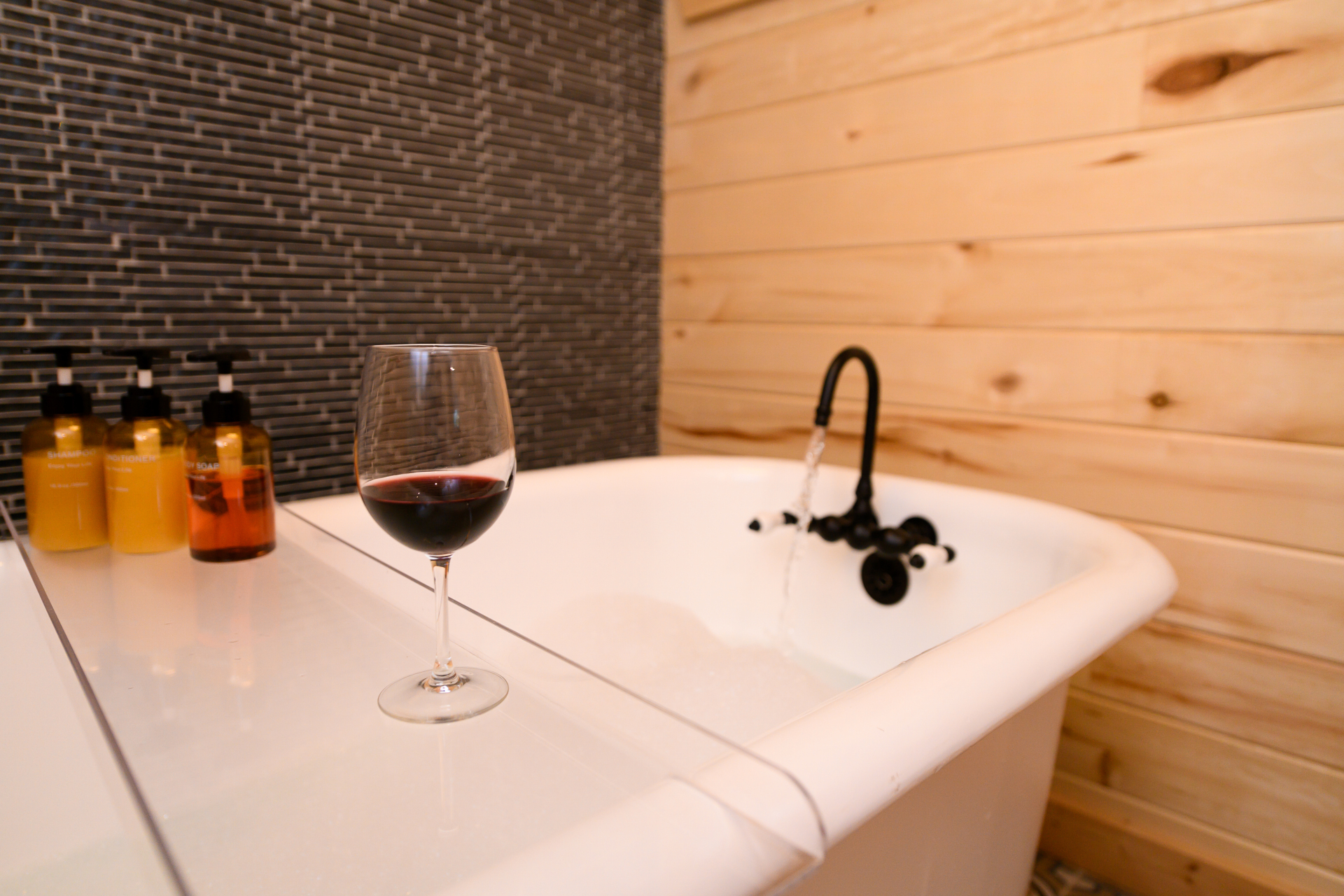 Relax and unwind in the freestanding soaking tub. 