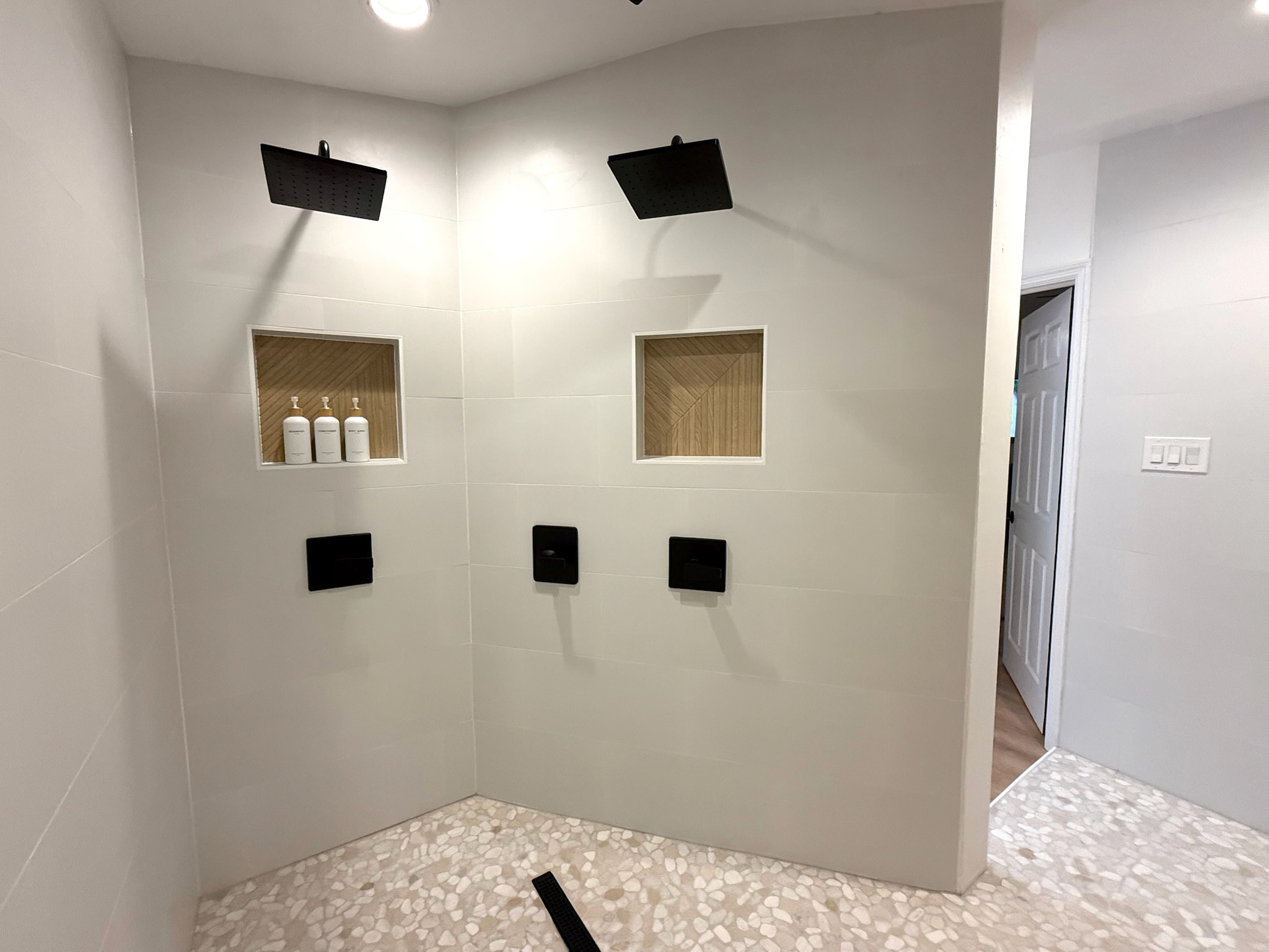Grand scale Primary shower designed for ultimate relaxation