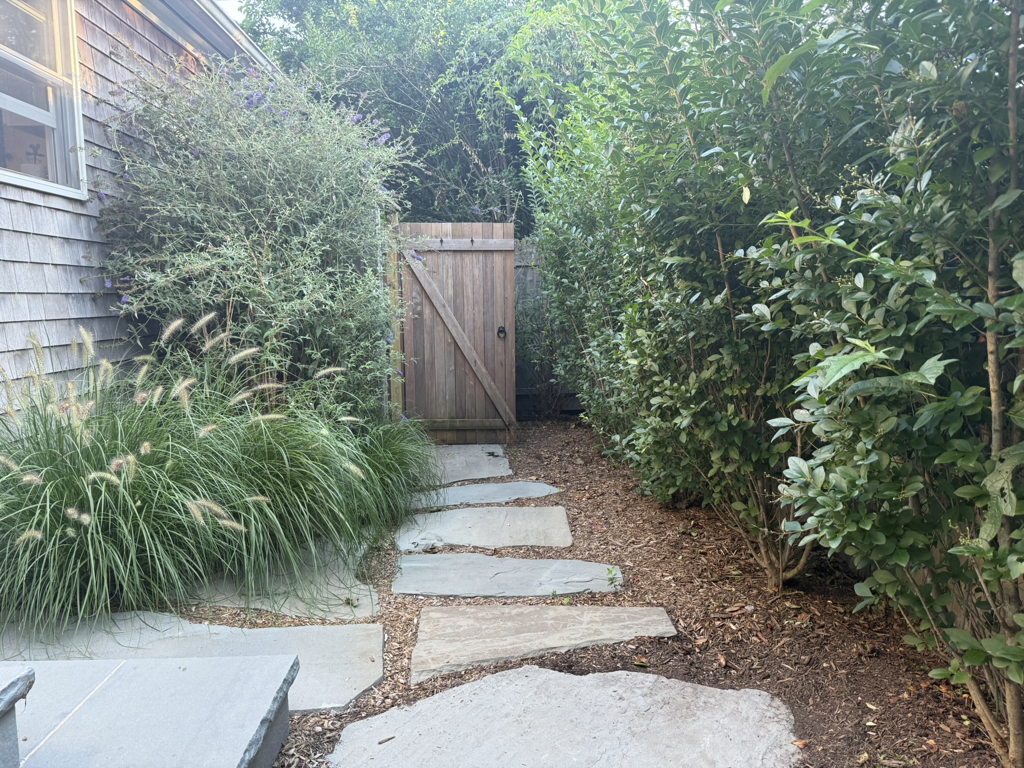 Side walk way w outdoor shower
