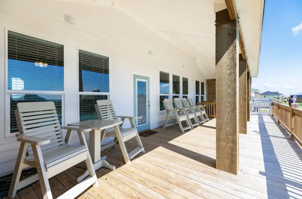 f559603b34f3477b916b8832f7da5c03 | Beachhouse | Texas | TX | Vacation Homes | Galveston | Crystal Beach | Kokomo | Breezy Days | Beachfront Elegance | Sunrise Serenity | Southern Sands Property Management, LLC