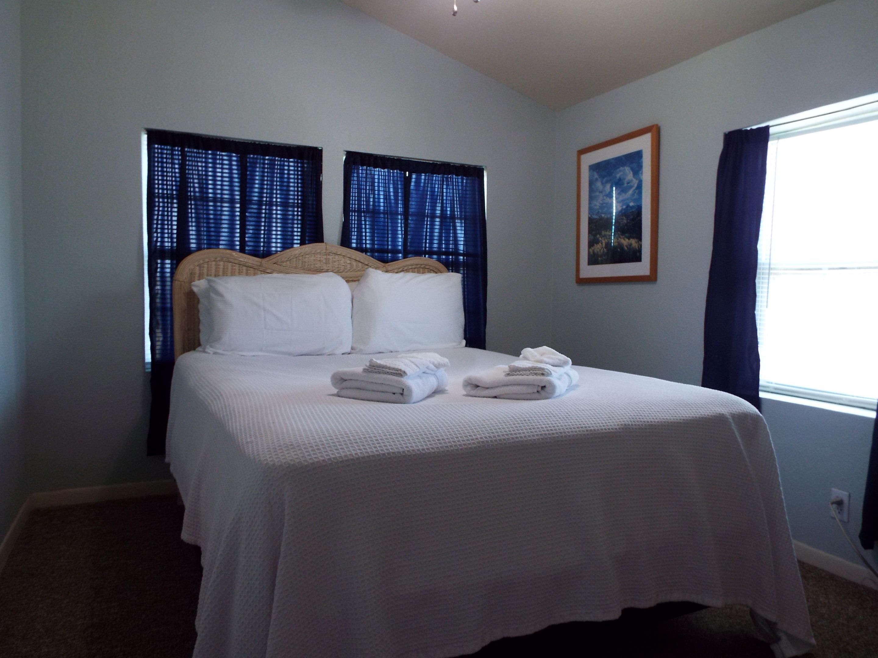 Guest bedroom with queen