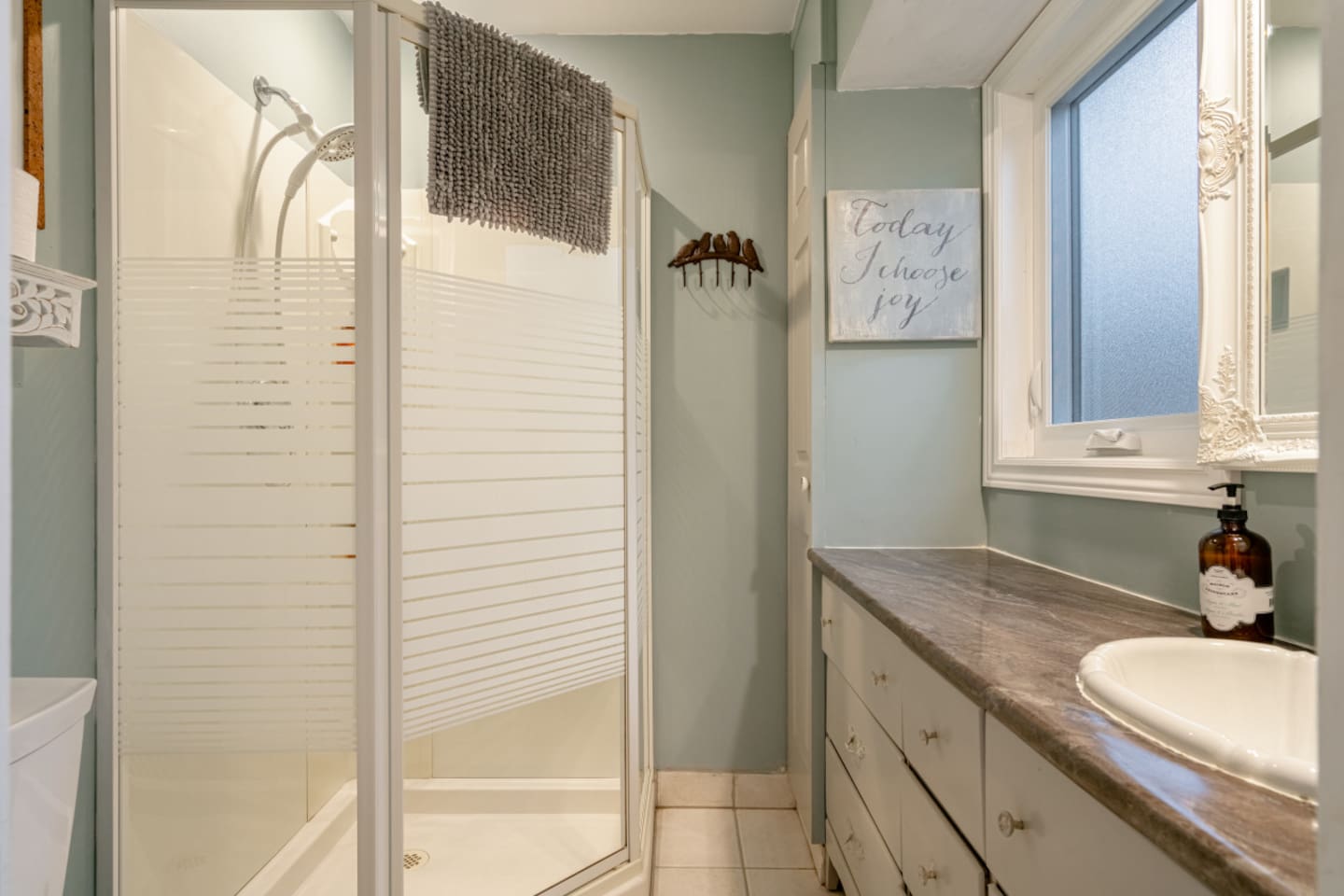 Birds Nest  Bathroom